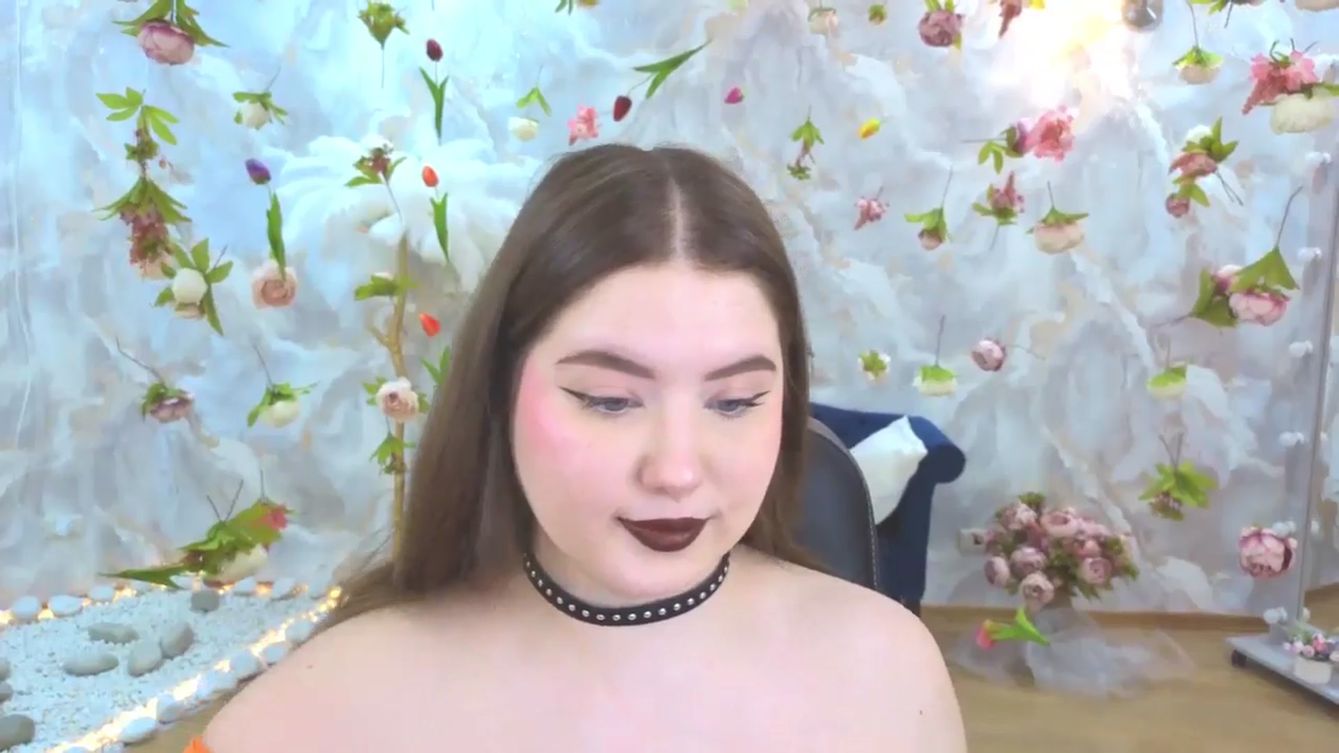 Gallery image thumbnail from EnigmaVeil's myfreecams stream on, 04/15/2026, 05:49 image 10 of 20
