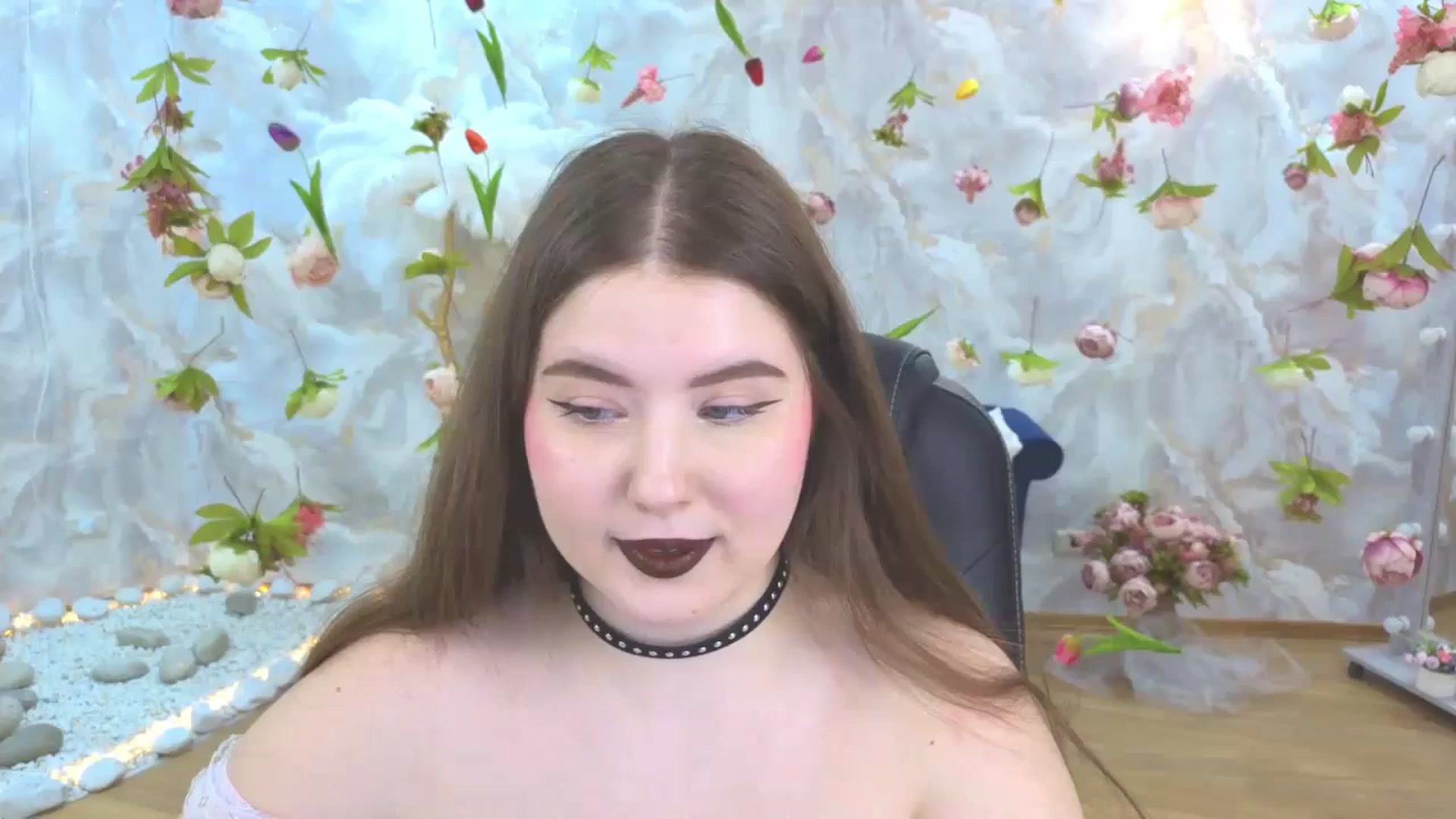 Gallery image thumbnail from EnigmaVeil's myfreecams stream on, 04/15/2026, 07:49 image 1 of 20