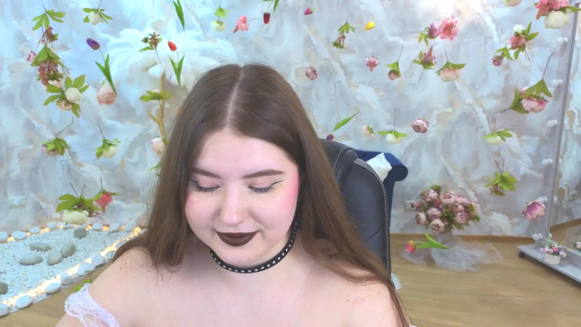 Gallery image thumbnail from EnigmaVeil's myfreecams stream on, 04/15/2026, 07:49 image 19 of 20