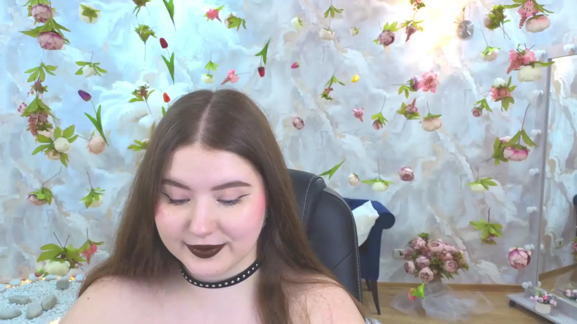 Gallery image thumbnail from EnigmaVeil's myfreecams stream on, 04/15/2026, 07:49 image 8 of 20