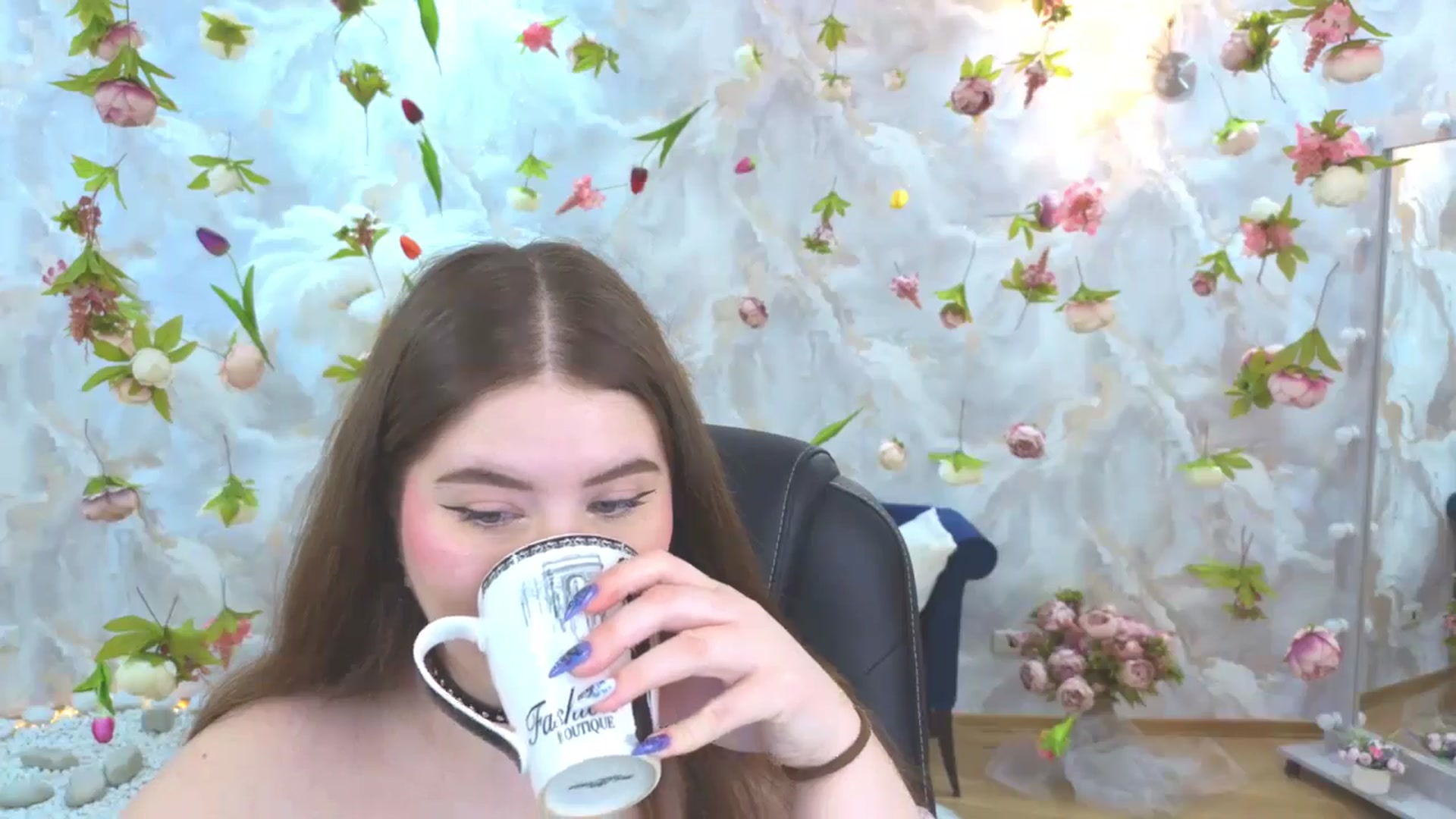 Gallery image thumbnail from EnigmaVeil's myfreecams stream on, 04/15/2026, 07:49 image 9 of 20
