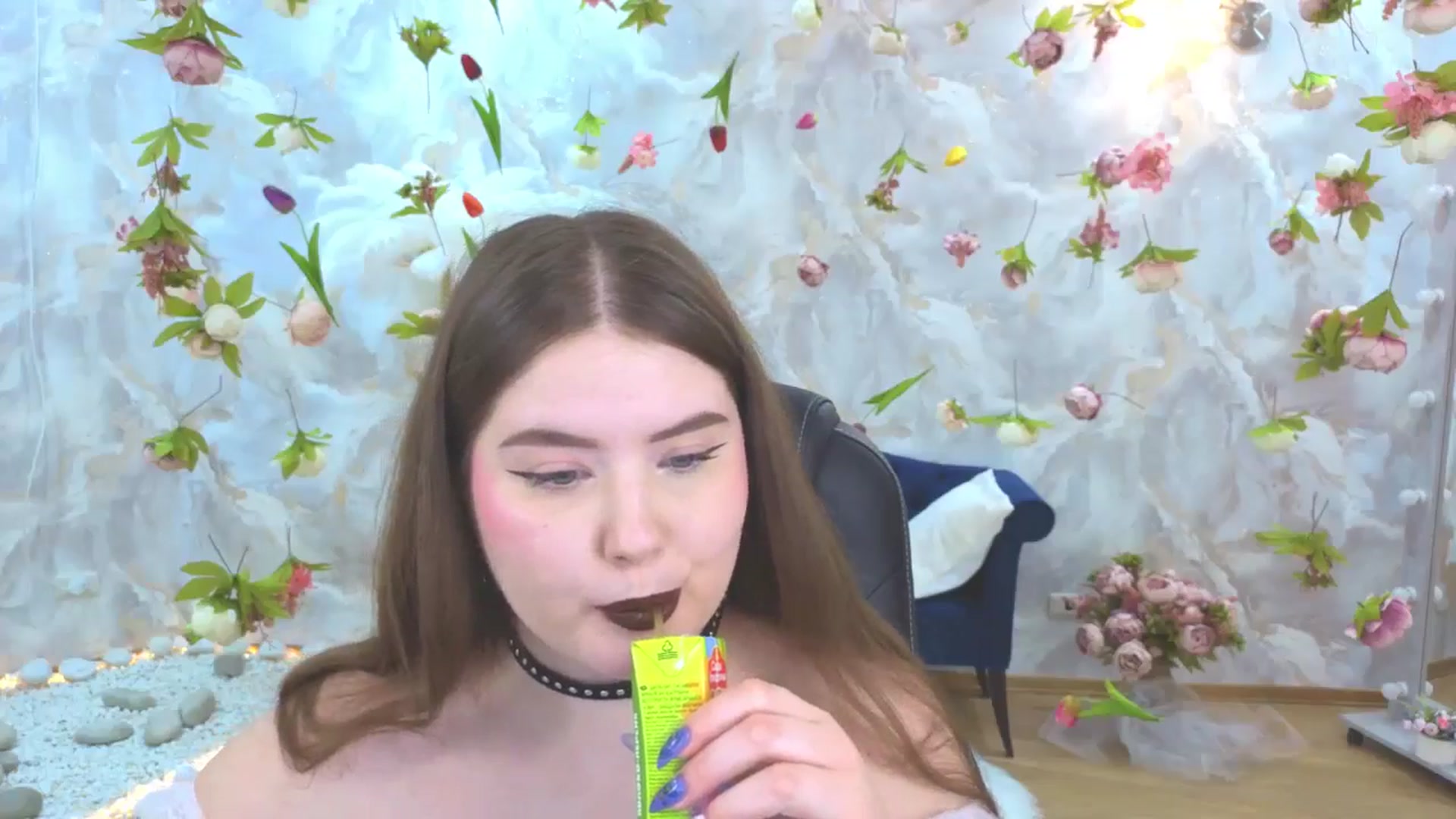 Gallery image thumbnail from EnigmaVeil's myfreecams stream on, 04/15/2026, 08:45 image 12 of 20