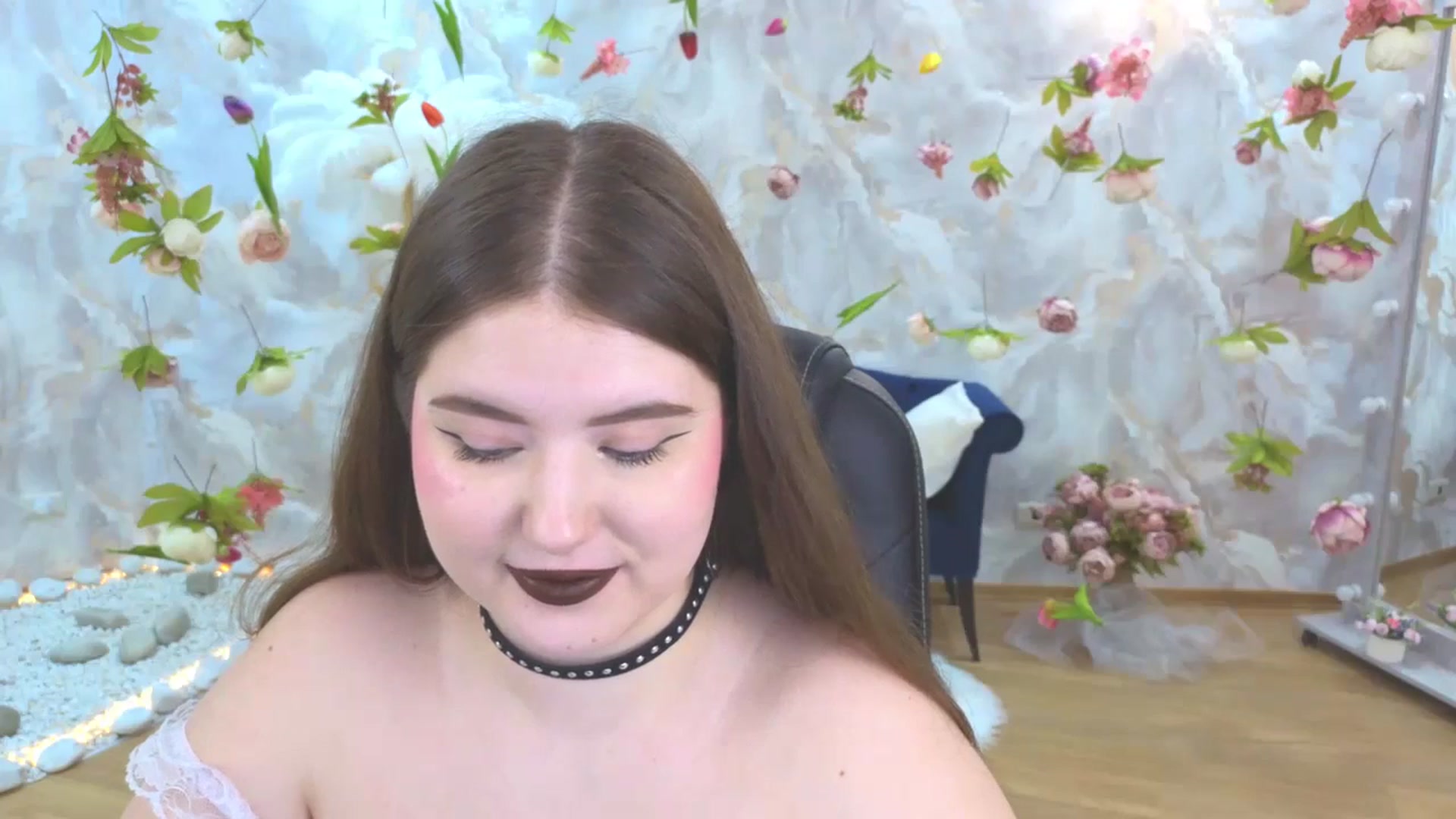 Gallery image thumbnail from EnigmaVeil's myfreecams stream on, 04/15/2026, 08:45 image 4 of 20