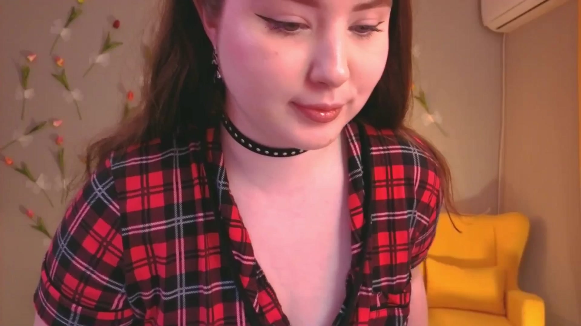 Gallery image thumbnail from EnigmaVeil's myfreecams stream on, 04/16/2026, 09:49 image 9 of 20