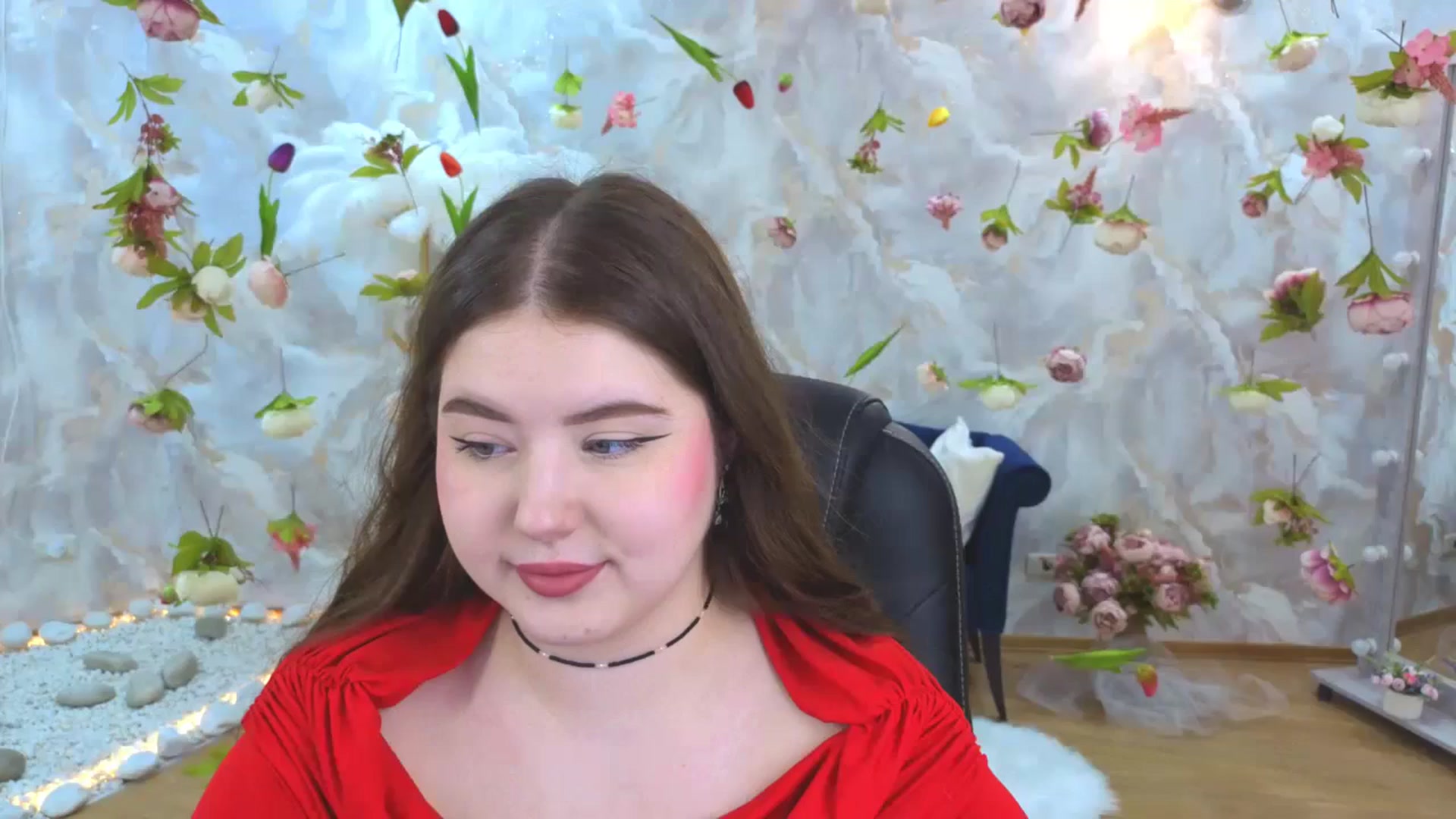Gallery image thumbnail from EnigmaVeil's myfreecams stream on, 04/18/2026, 19:47 image 17 of 20