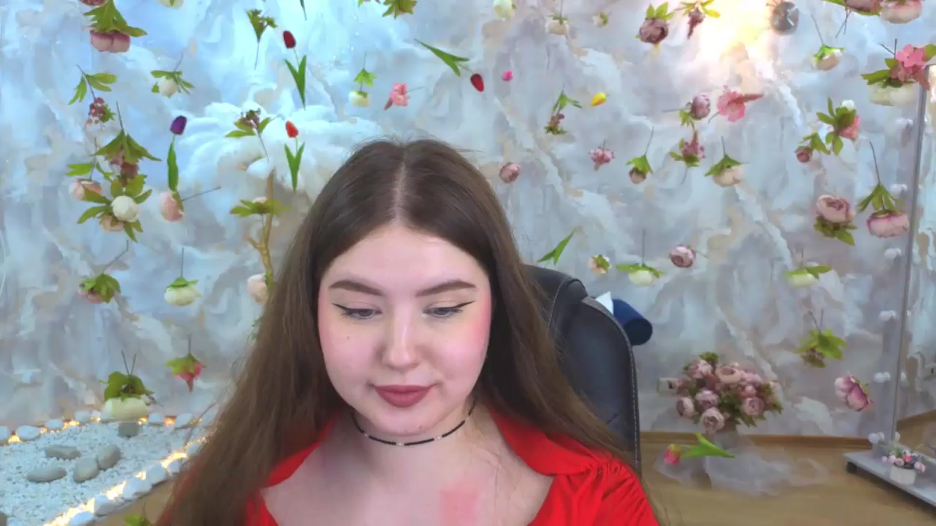 Gallery image thumbnail from EnigmaVeil's myfreecams stream on, 04/19/2026, 01:02 image 15 of 20