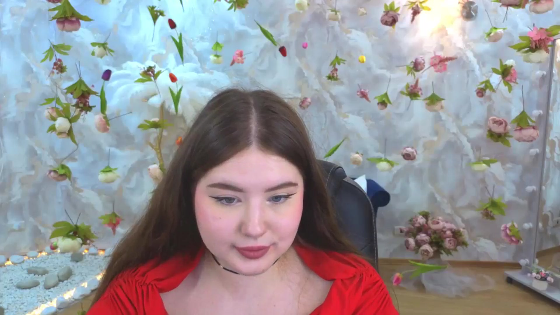 Gallery image thumbnail from EnigmaVeil's myfreecams stream on, 04/19/2026, 01:02 image 12 of 20
