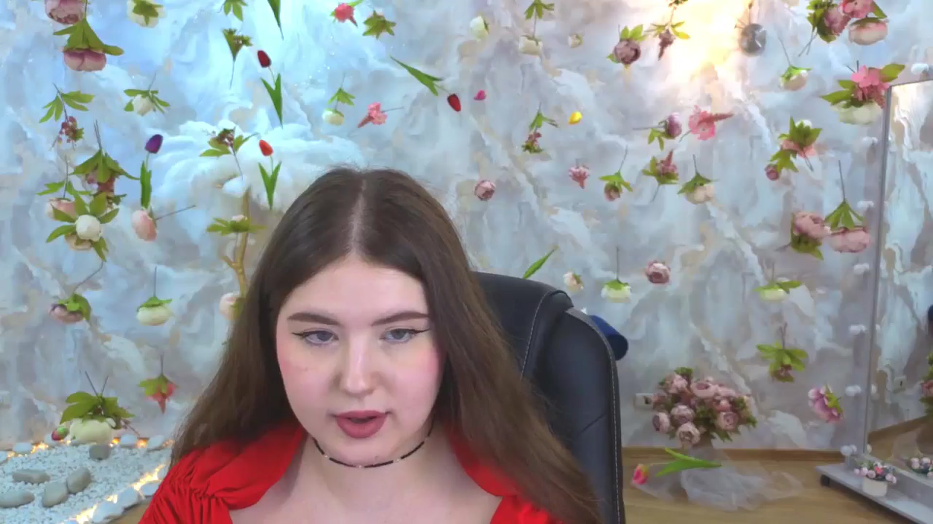 Gallery image thumbnail from EnigmaVeil's myfreecams stream on, 04/19/2026, 01:02 image 8 of 20