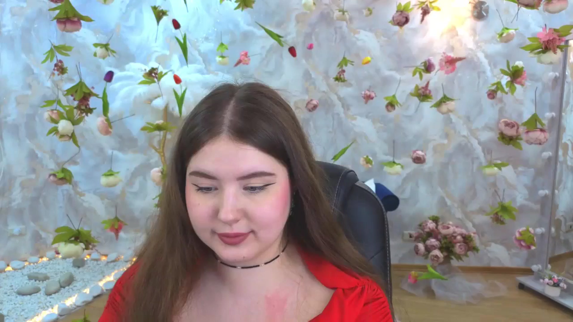 Gallery image thumbnail from EnigmaVeil's myfreecams stream on, 04/19/2026, 01:02 image 16 of 20