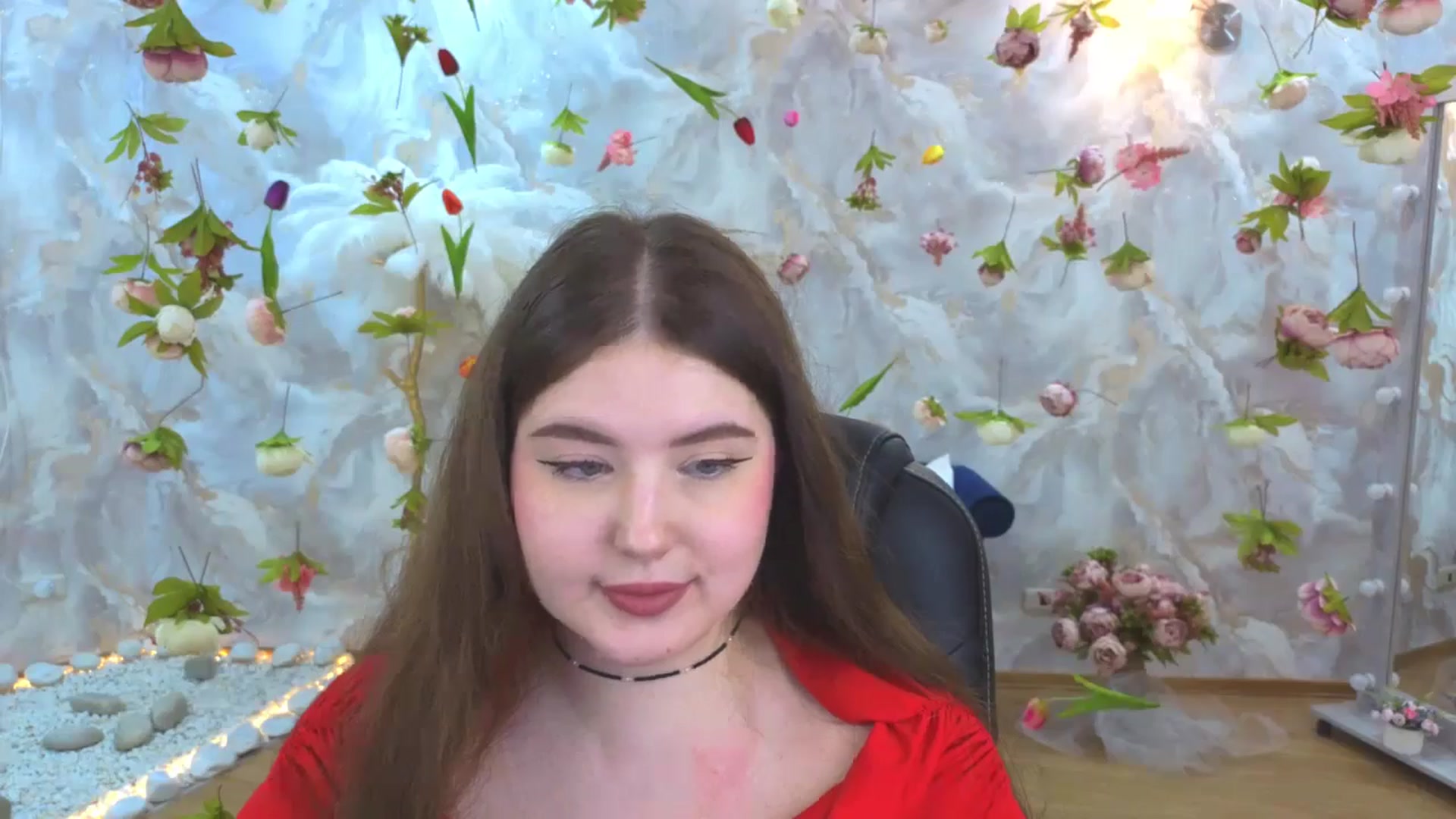 Gallery image thumbnail from EnigmaVeil's myfreecams stream on, 04/19/2026, 01:02 image 17 of 20