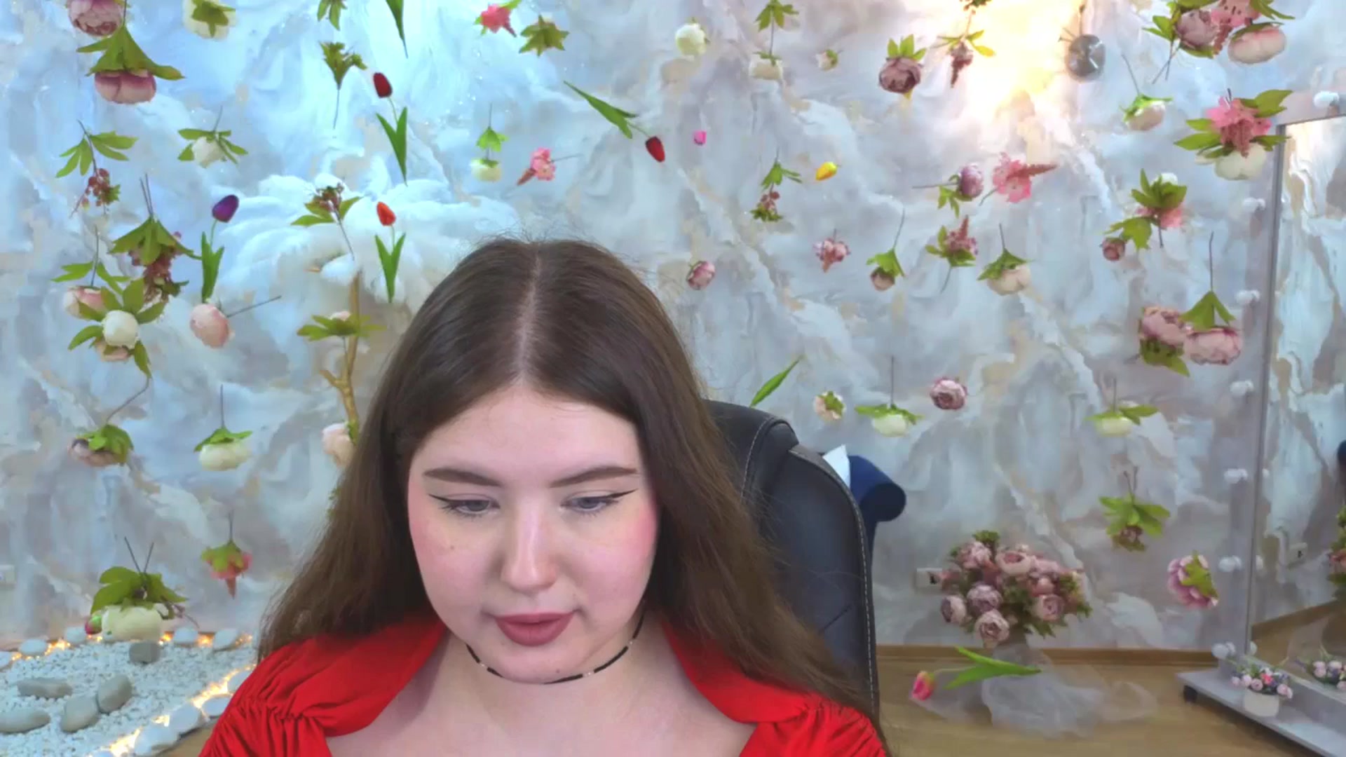 Gallery image thumbnail from EnigmaVeil's myfreecams stream on, 04/19/2026, 01:02 image 4 of 20