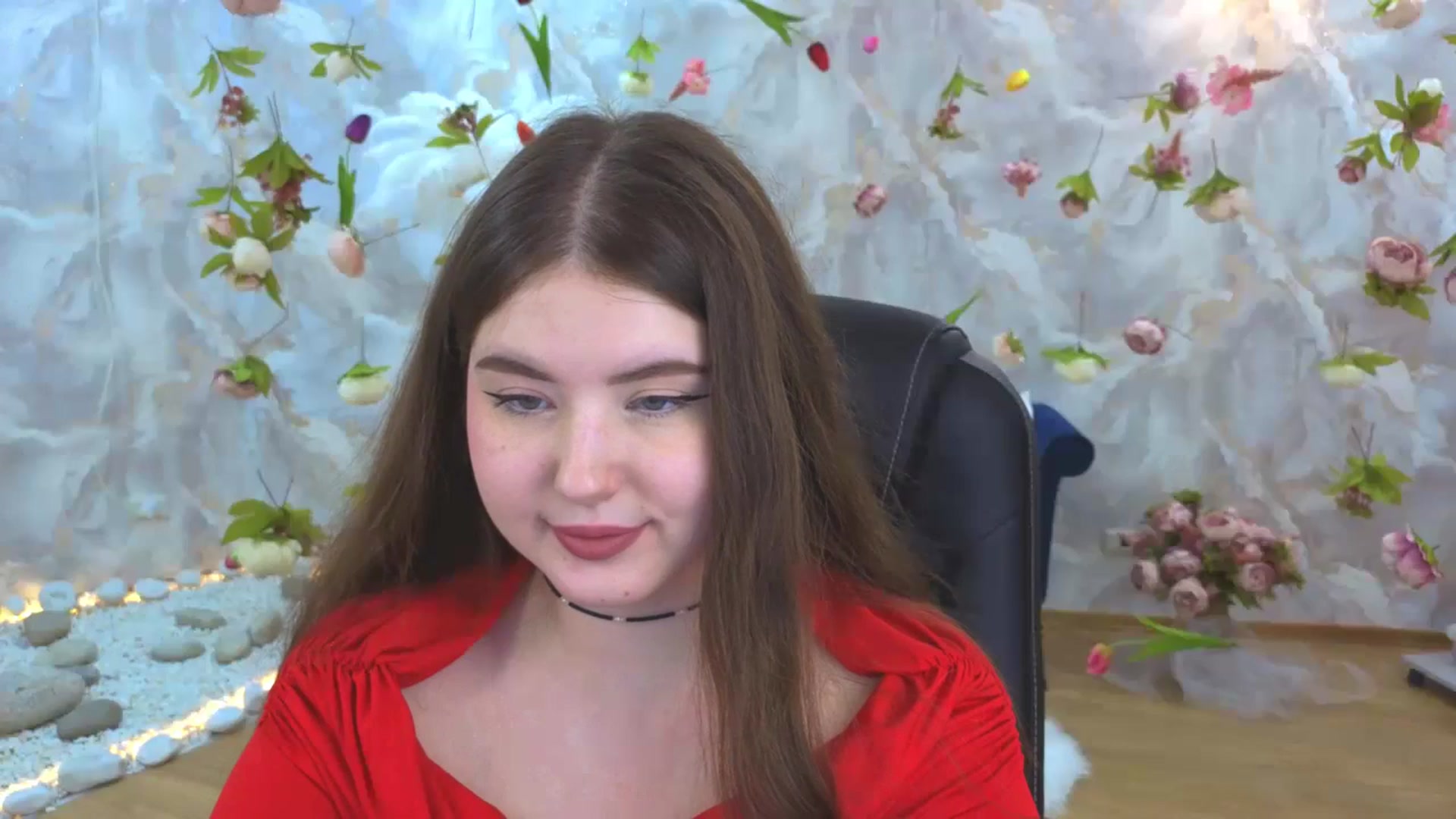 Gallery image thumbnail from EnigmaVeil's myfreecams stream on, 04/19/2026, 01:02 image 20 of 20