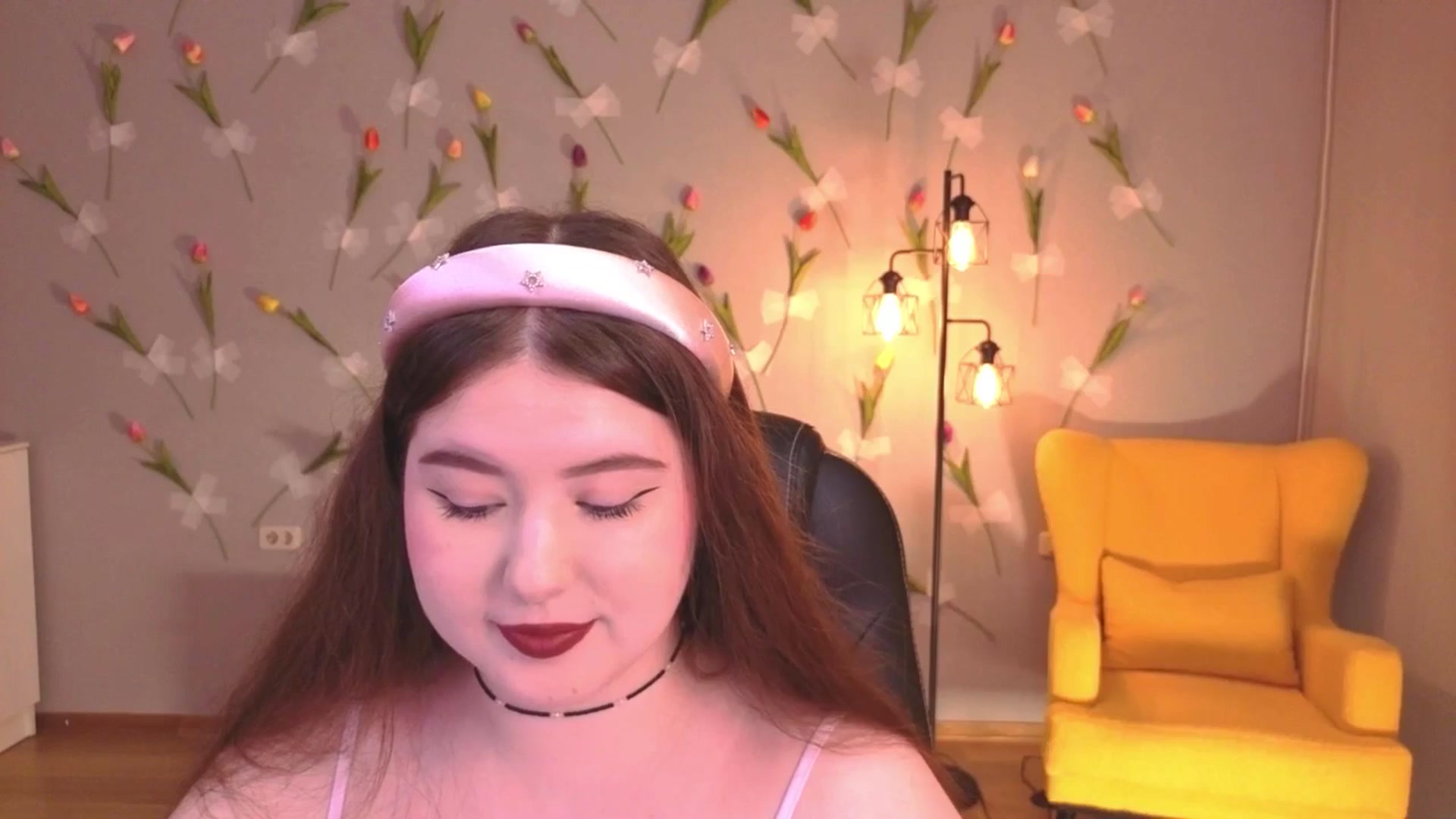 Gallery image thumbnail from EnigmaVeil's myfreecams stream on, 04/19/2026, 19:48 image 4 of 20