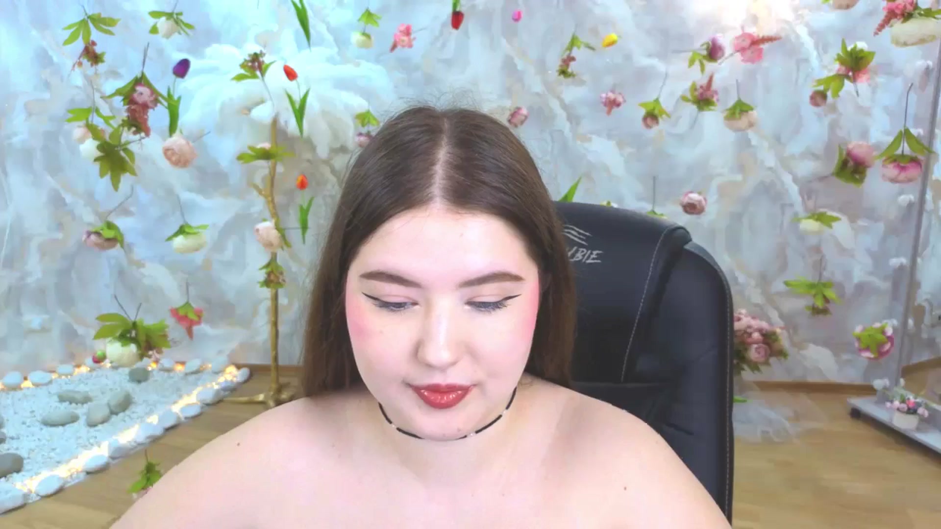 Gallery image thumbnail from EnigmaVeil's myfreecams stream on, 04/21/2026, 05:47 image 16 of 20
