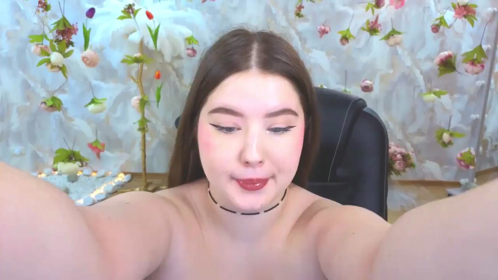 Gallery image thumbnail from EnigmaVeil's myfreecams stream on, 04/21/2026, 05:47 image 15 of 20