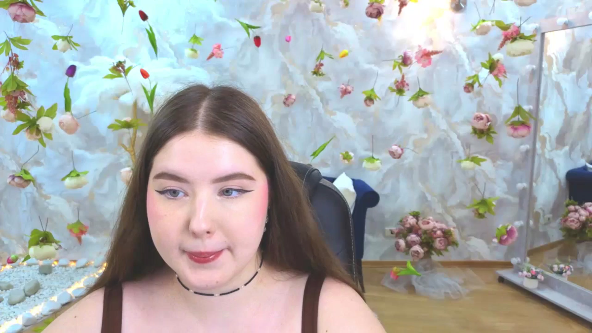 Gallery image thumbnail from EnigmaVeil's myfreecams stream on, 04/21/2026, 09:47 image 15 of 20