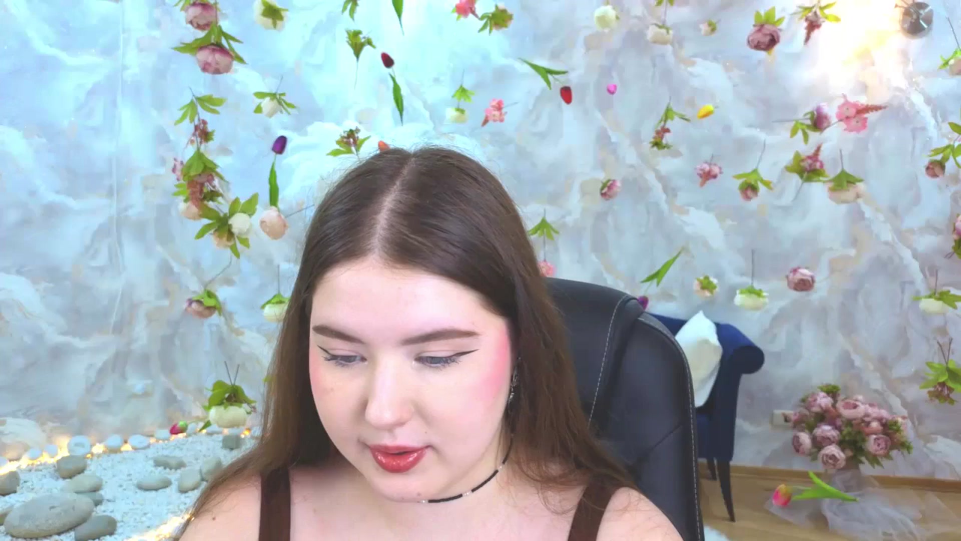 Gallery image thumbnail from EnigmaVeil's myfreecams stream on, 04/21/2026, 09:47 image 1 of 20