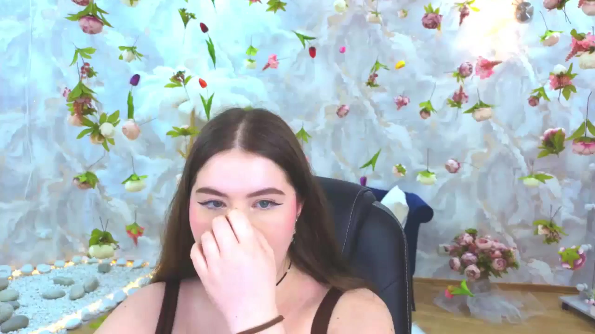 Gallery image thumbnail from EnigmaVeil's myfreecams stream on, 04/21/2026, 12:20 image 5 of 20