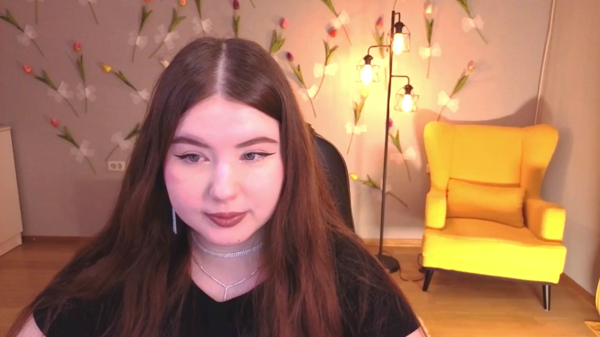 Gallery image thumbnail from EnigmaVeil's myfreecams stream on, 04/23/2026, 21:48 image 17 of 20