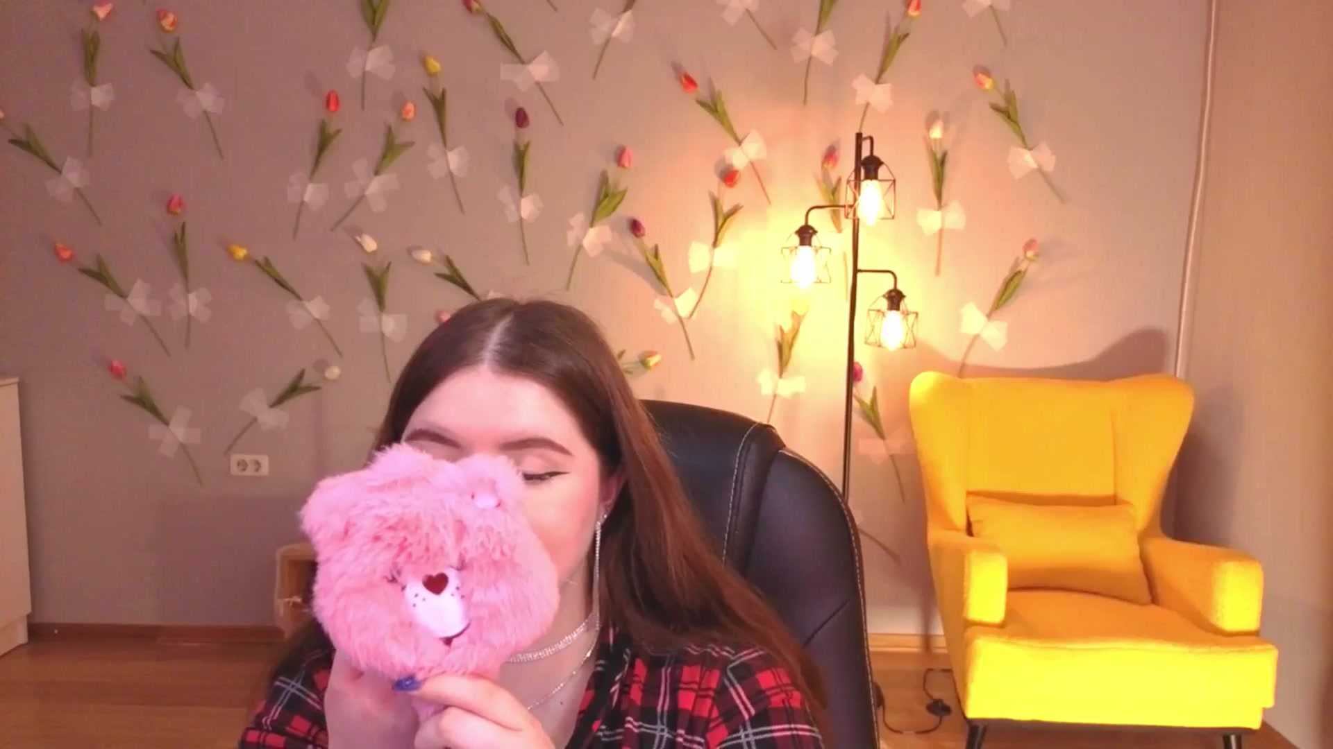 Gallery image thumbnail from EnigmaVeil's myfreecams stream on, 04/24/2026, 01:01 image 8 of 20
