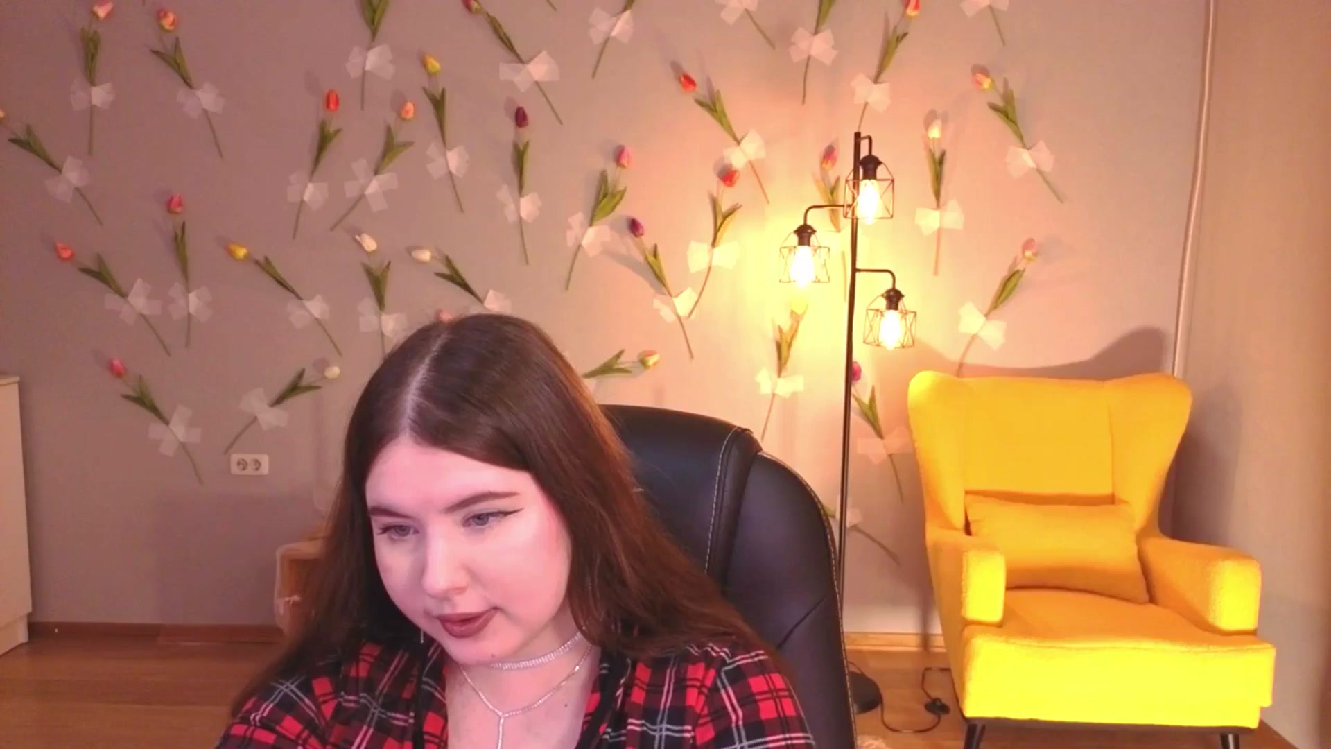 Gallery image thumbnail from EnigmaVeil's myfreecams stream on, 04/24/2026, 01:01 image 6 of 20