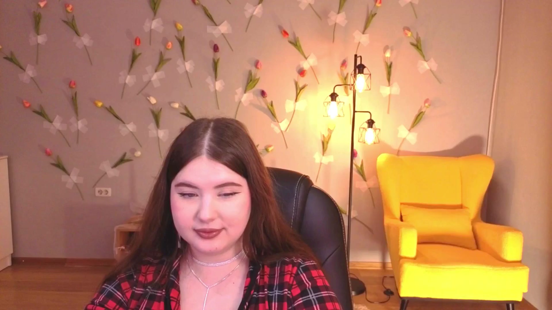 Gallery image thumbnail from EnigmaVeil's myfreecams stream on, 04/24/2026, 01:01 image 4 of 20