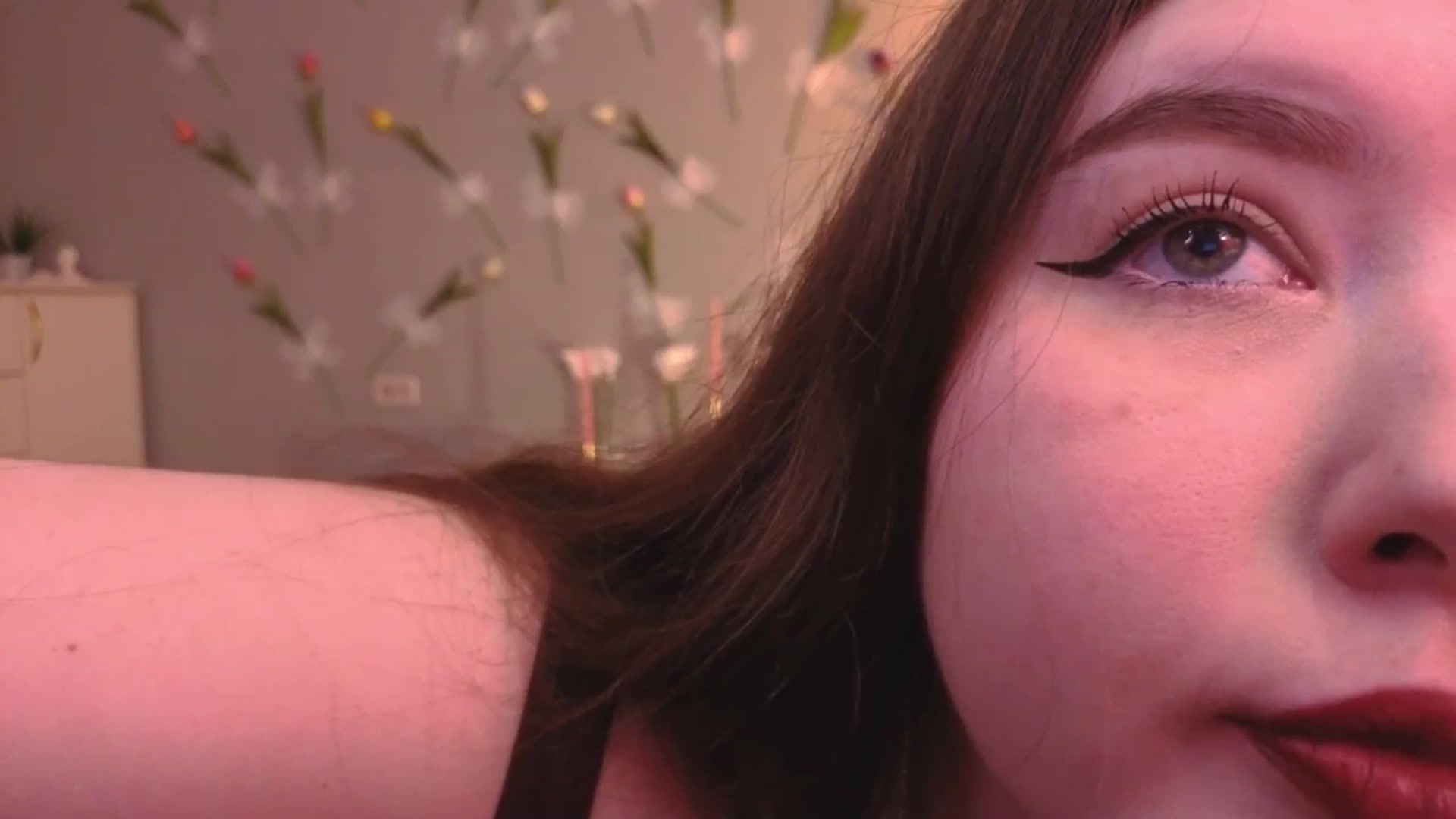 Gallery image thumbnail from EnigmaVeil's myfreecams stream on, 04/24/2026, 21:29 image 15 of 20