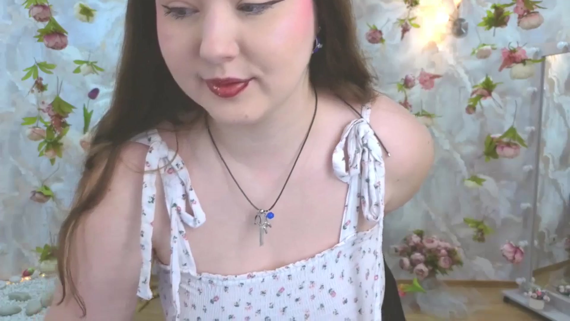 Gallery image thumbnail from EnigmaVeil's myfreecams stream on, 04/25/2026, 19:16 image 5 of 20