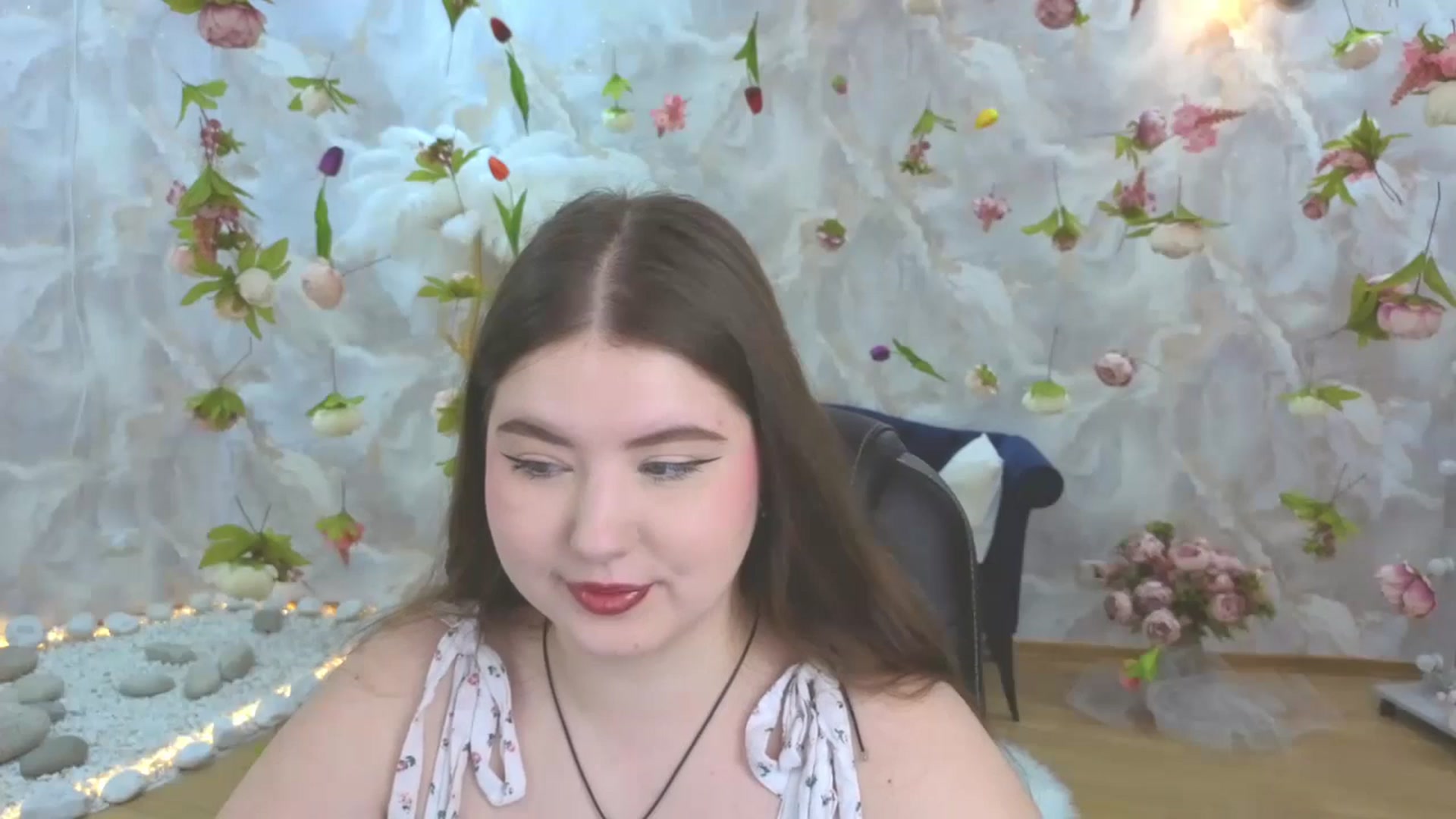 Gallery image thumbnail from EnigmaVeil's myfreecams stream on, 04/25/2026, 19:16 image 12 of 20
