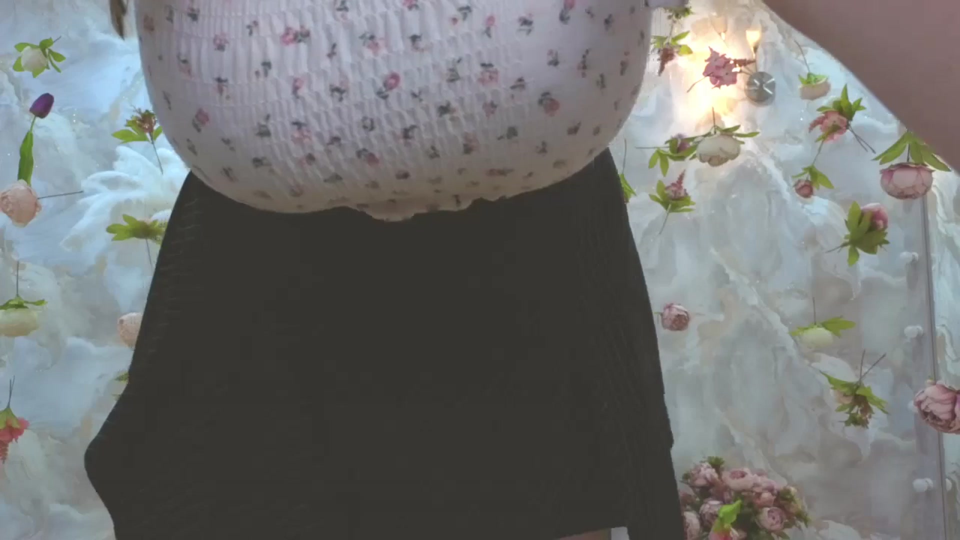 Gallery image thumbnail from EnigmaVeil's myfreecams stream on, 04/25/2026, 19:16 image 3 of 20