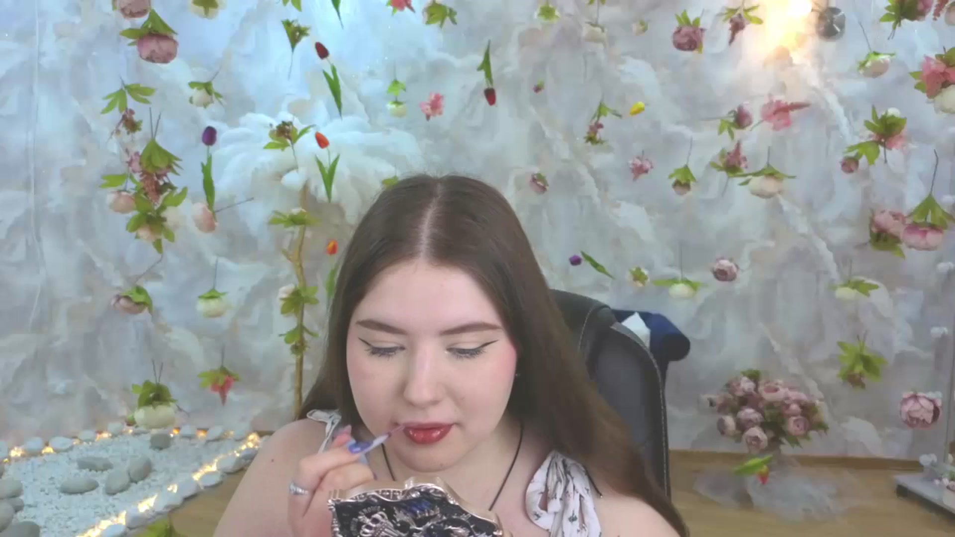Gallery image thumbnail from EnigmaVeil's myfreecams stream on, 04/25/2026, 20:16 image 1 of 20