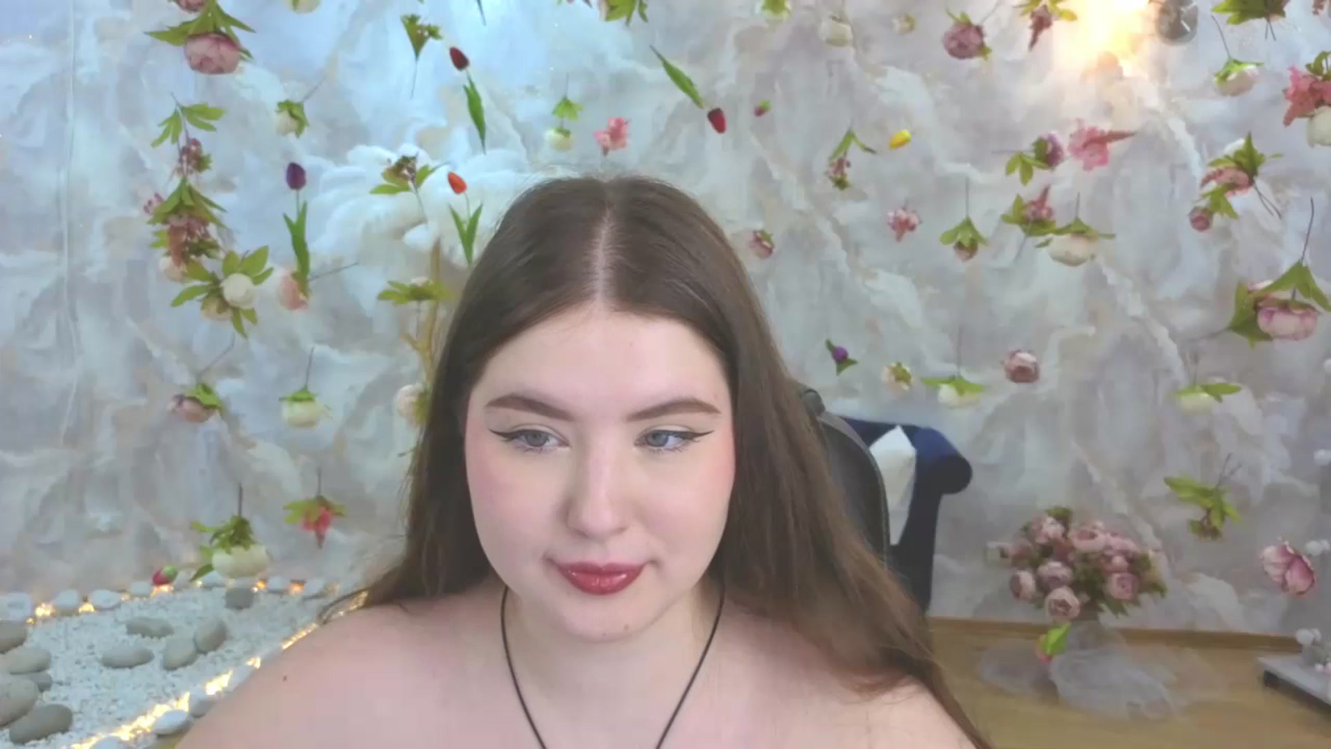 Gallery image thumbnail from EnigmaVeil's myfreecams stream on, 04/25/2026, 23:24 image 16 of 20