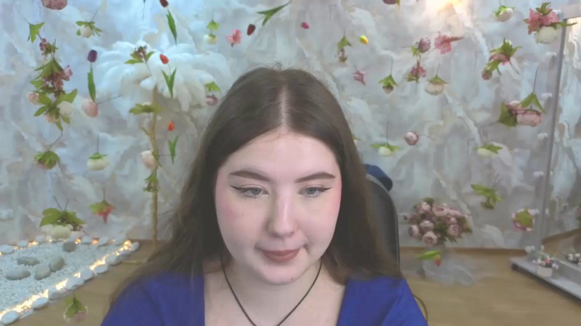 Gallery image thumbnail from EnigmaVeil's myfreecams stream on, 04/26/2026, 21:47 image 18 of 20