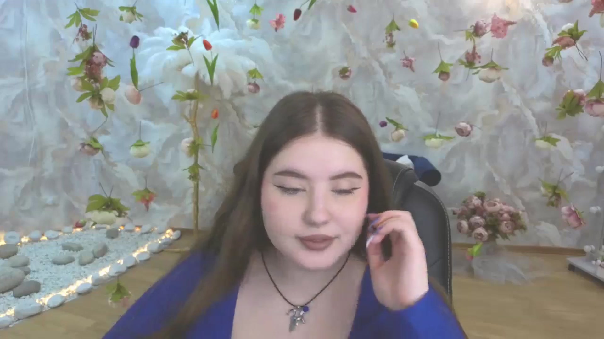Gallery image thumbnail from EnigmaVeil's myfreecams stream on, 04/27/2026, 03:02 image 6 of 20
