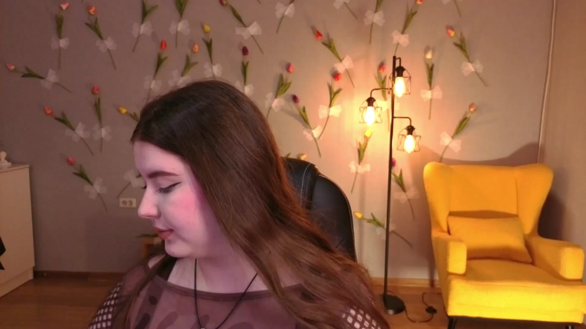 Gallery image thumbnail from EnigmaVeil's myfreecams stream on, 04/27/2026, 19:12 image 19 of 20