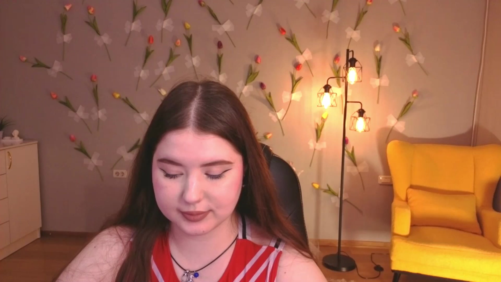 Gallery image thumbnail from EnigmaVeil's myfreecams stream on, 04/27/2026, 21:45 image 17 of 20