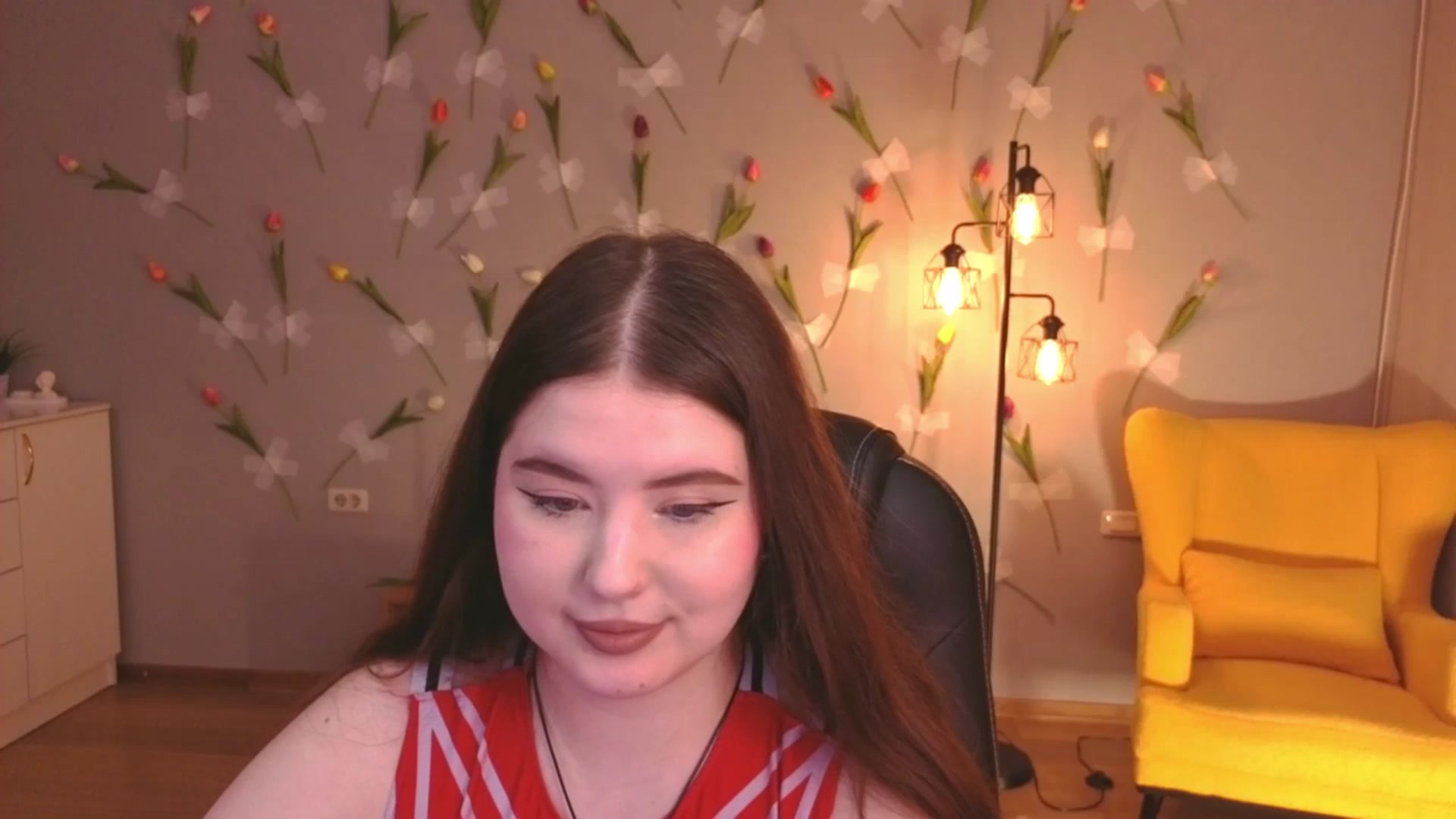 Gallery image thumbnail from EnigmaVeil's myfreecams stream on, 04/27/2026, 23:08 image 19 of 20