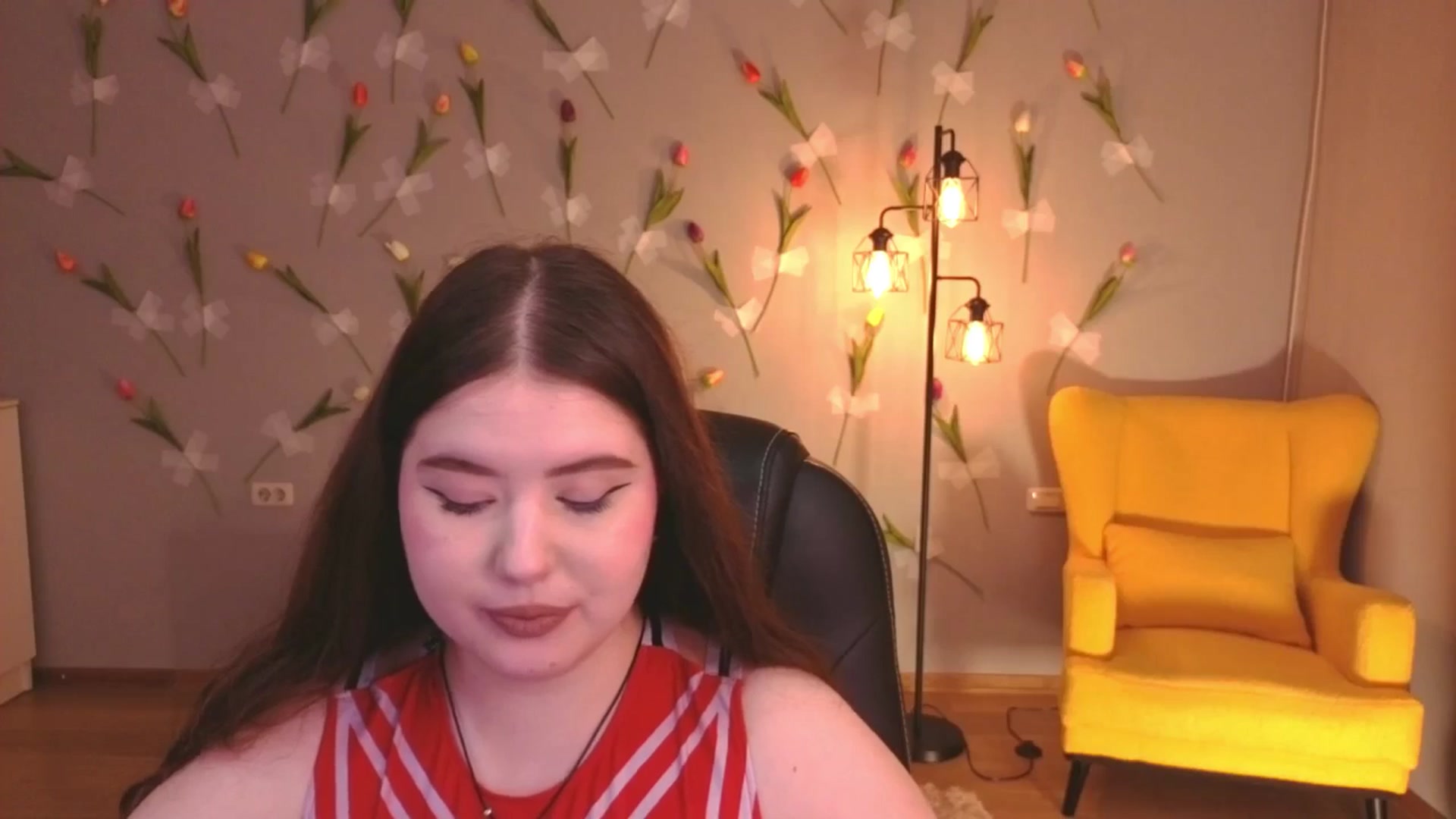 Gallery image thumbnail from EnigmaVeil's myfreecams stream on, 04/27/2026, 23:08 image 3 of 20