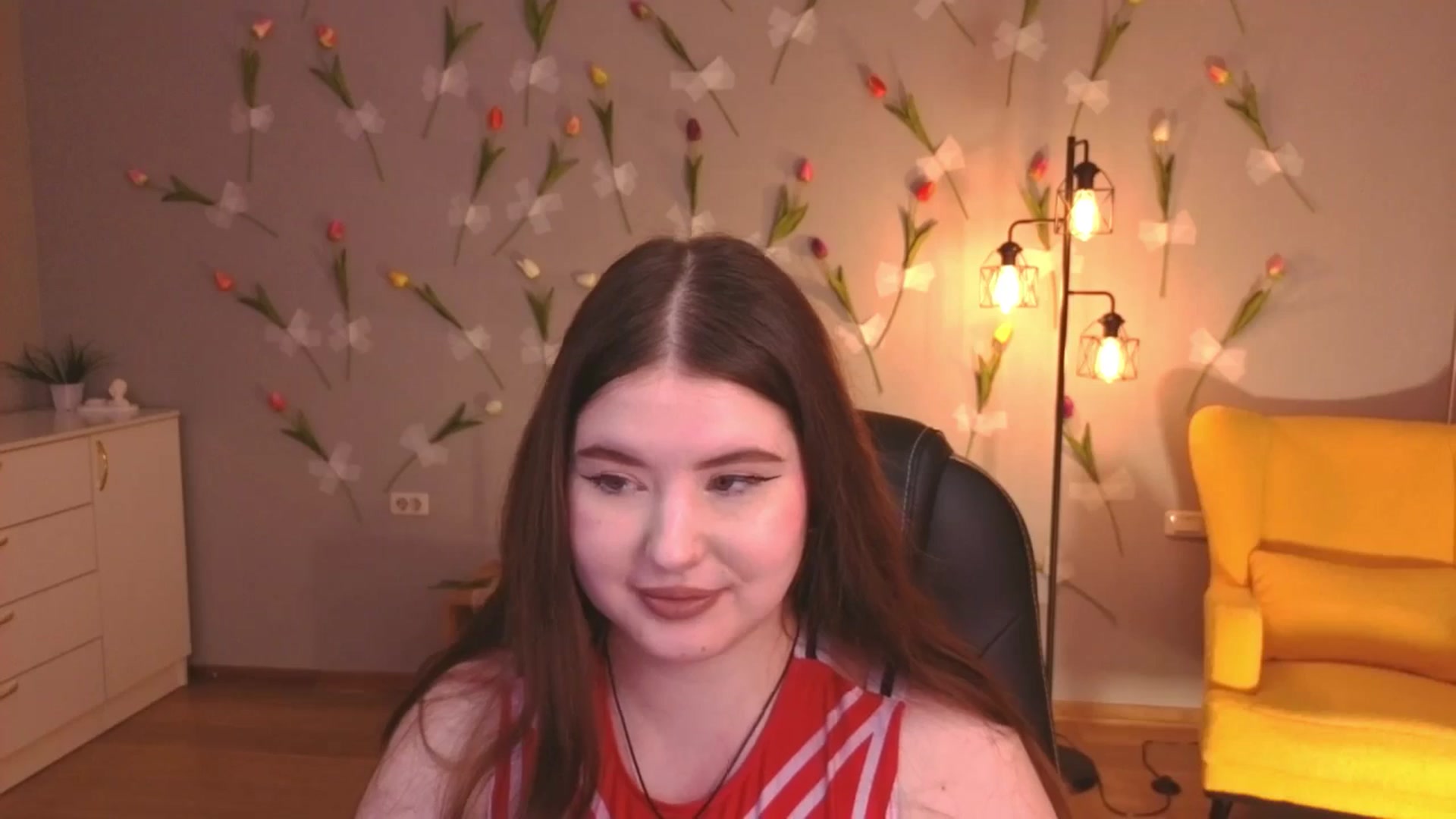 Gallery image thumbnail from EnigmaVeil's myfreecams stream on, 04/27/2026, 23:48 image 18 of 20