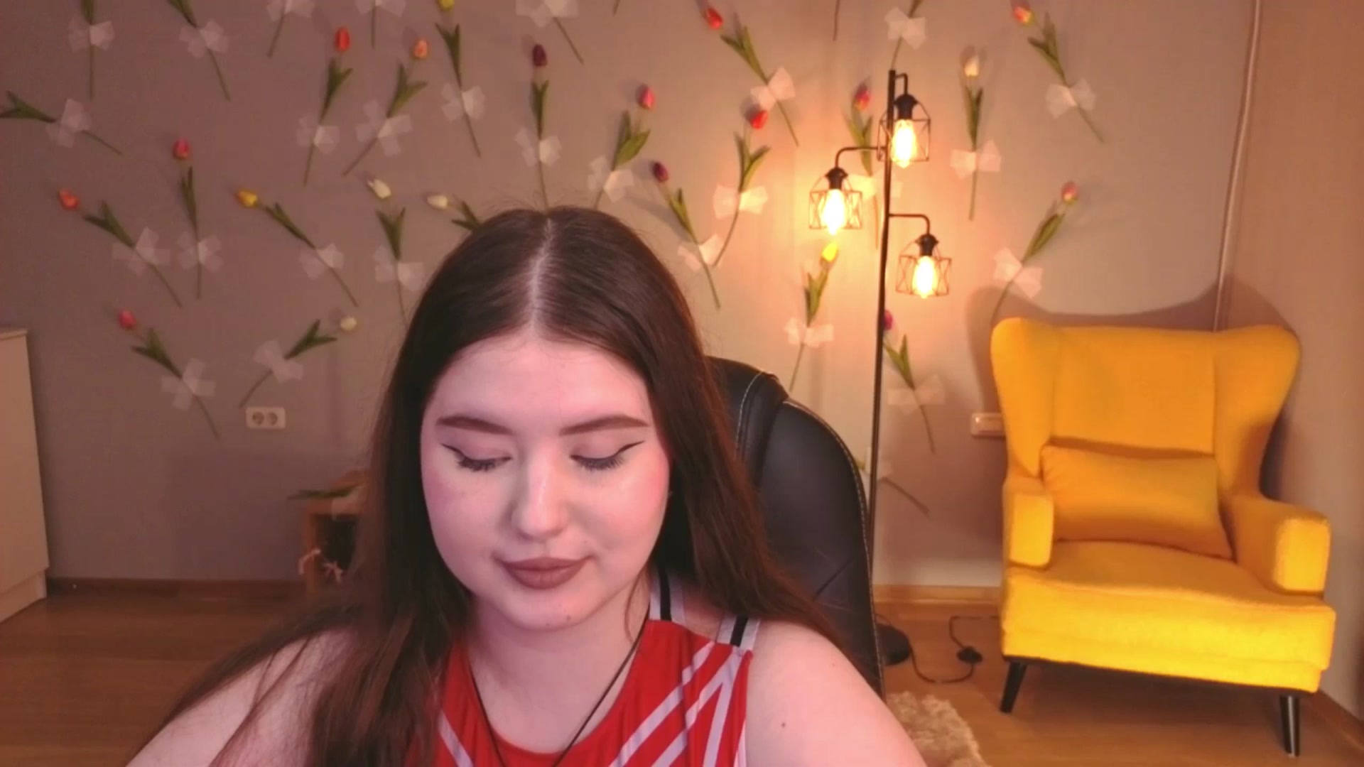 Gallery image thumbnail from EnigmaVeil's myfreecams stream on, 04/28/2026, 03:40 image 6 of 20