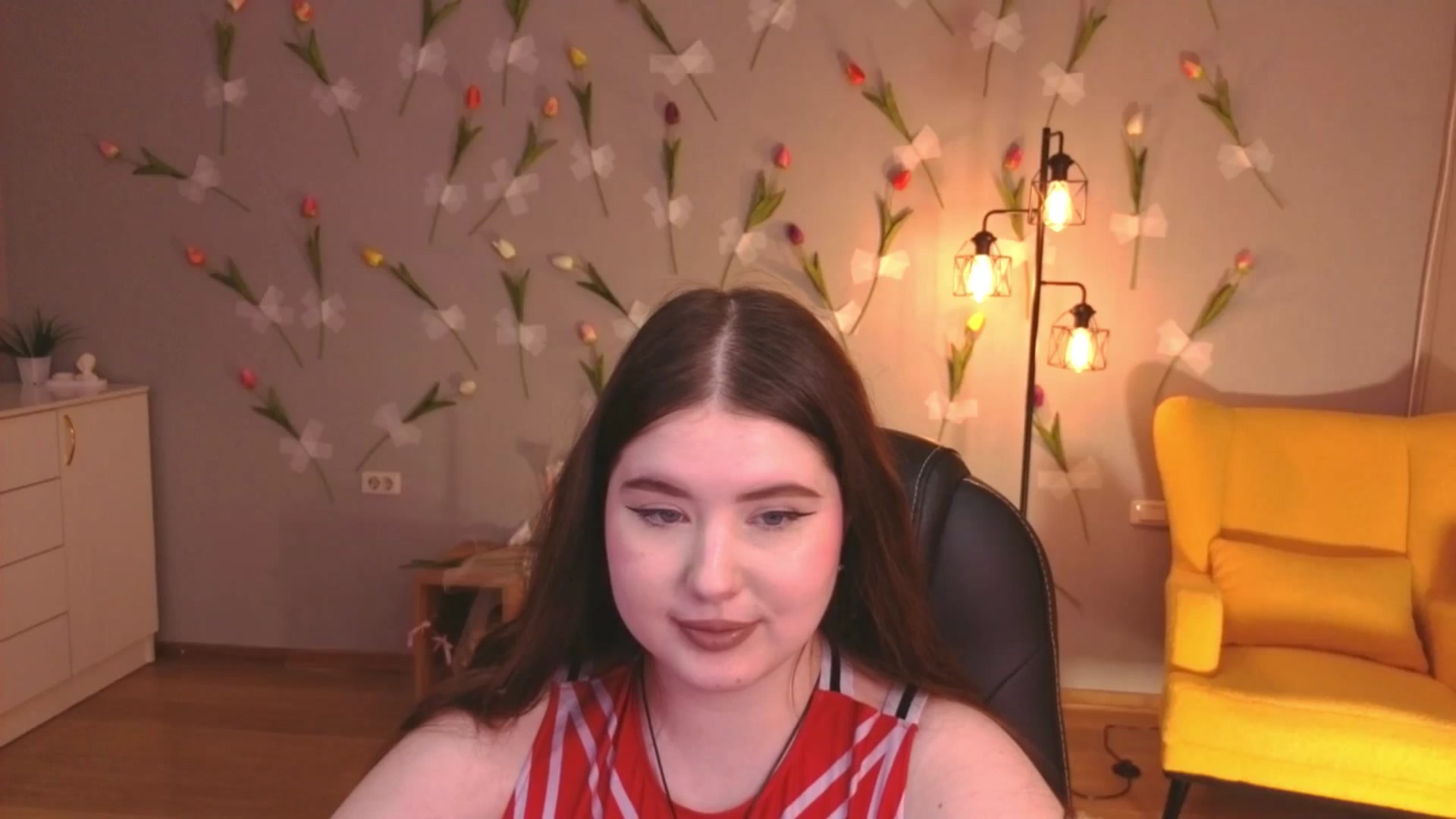Gallery image thumbnail from EnigmaVeil's myfreecams stream on, 04/28/2026, 03:40 image 19 of 20