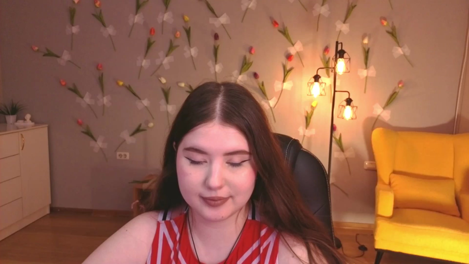 Gallery image thumbnail from EnigmaVeil's myfreecams stream on, 04/28/2026, 03:40 image 16 of 20