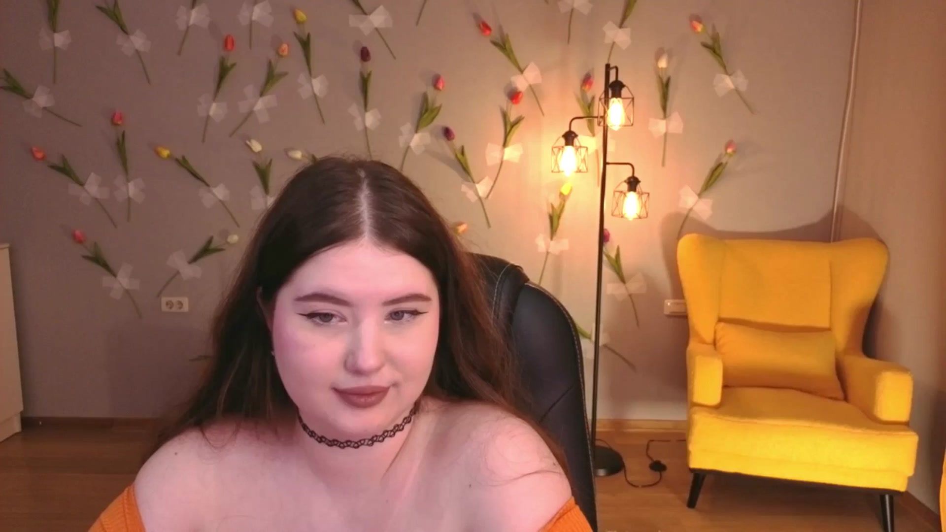 Gallery image thumbnail from EnigmaVeil's myfreecams stream on, 04/30/2026, 23:47 image 18 of 20