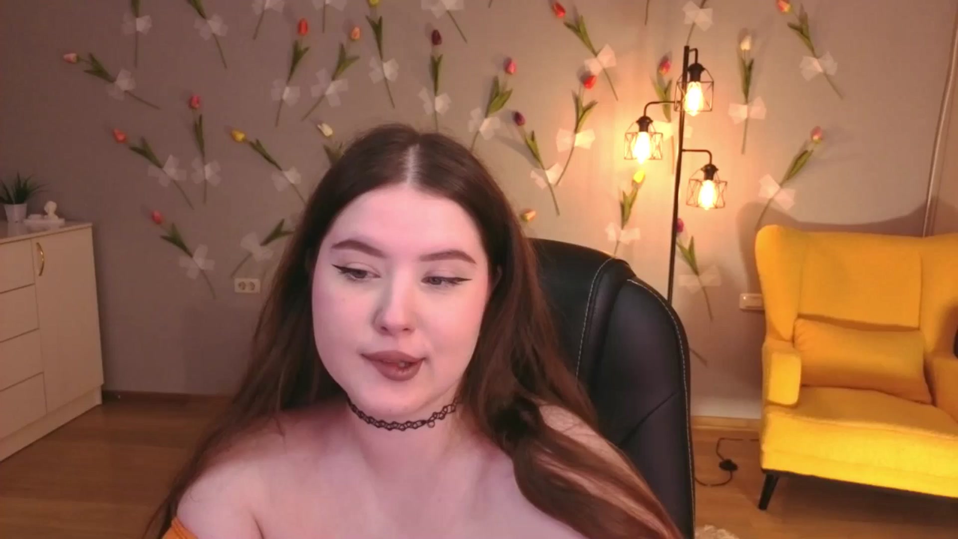 Gallery image thumbnail from EnigmaVeil's myfreecams stream on, 04/30/2026, 23:47 image 1 of 20