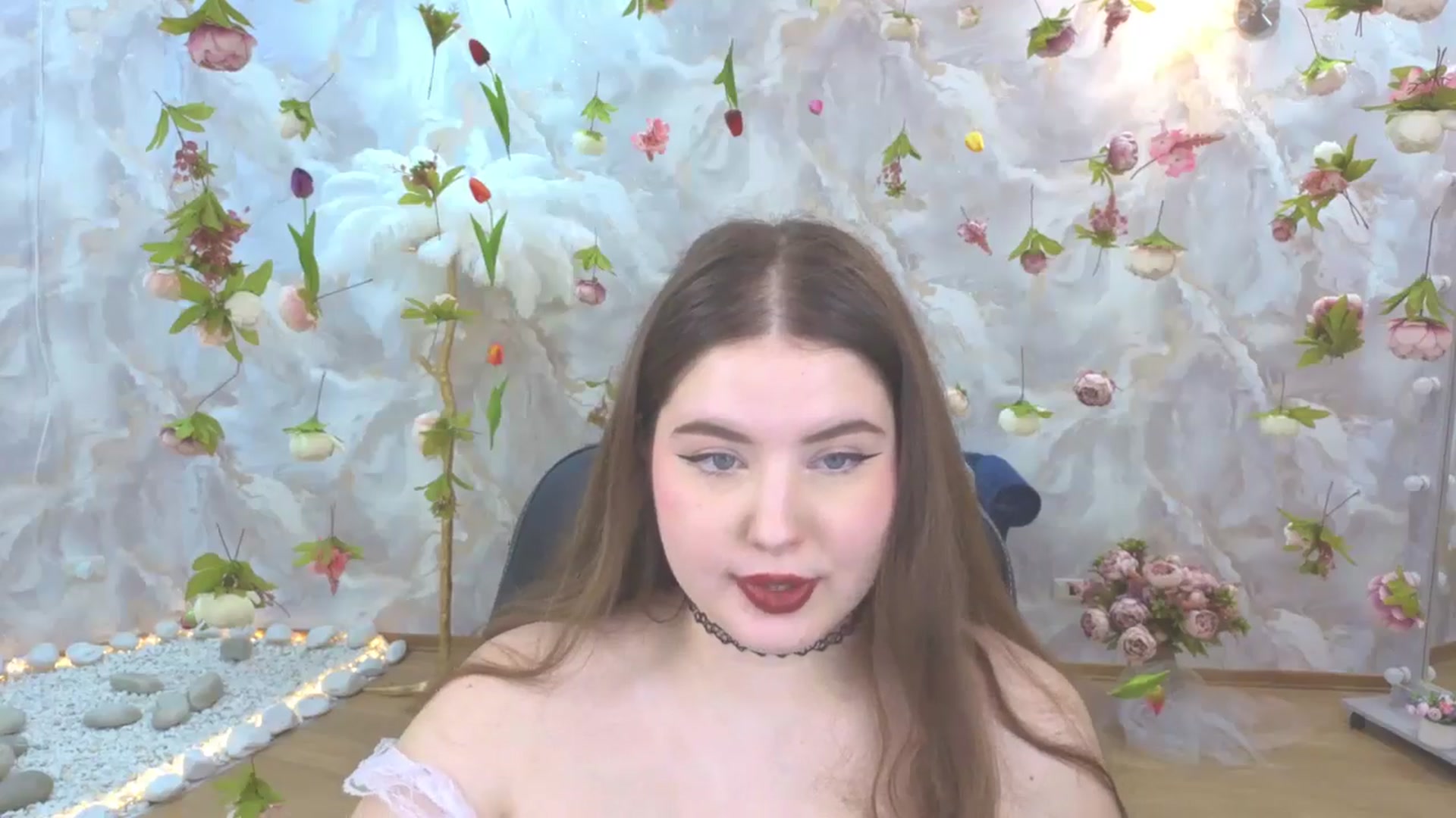 Gallery image thumbnail from EnigmaVeil's myfreecams stream on, 05/01/2026, 21:18 image 16 of 20