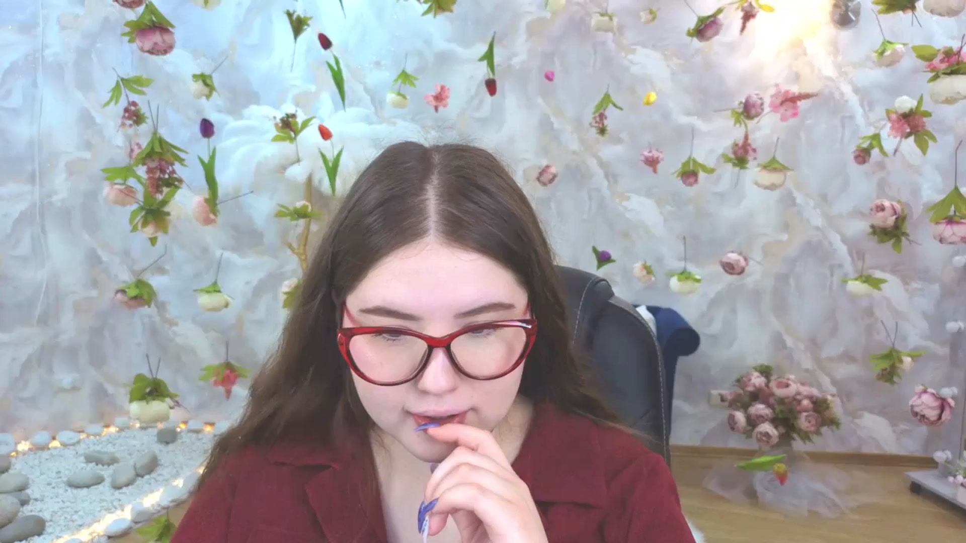 Gallery image thumbnail from EnigmaVeil's myfreecams stream on, 05/02/2026, 19:22 image 14 of 20