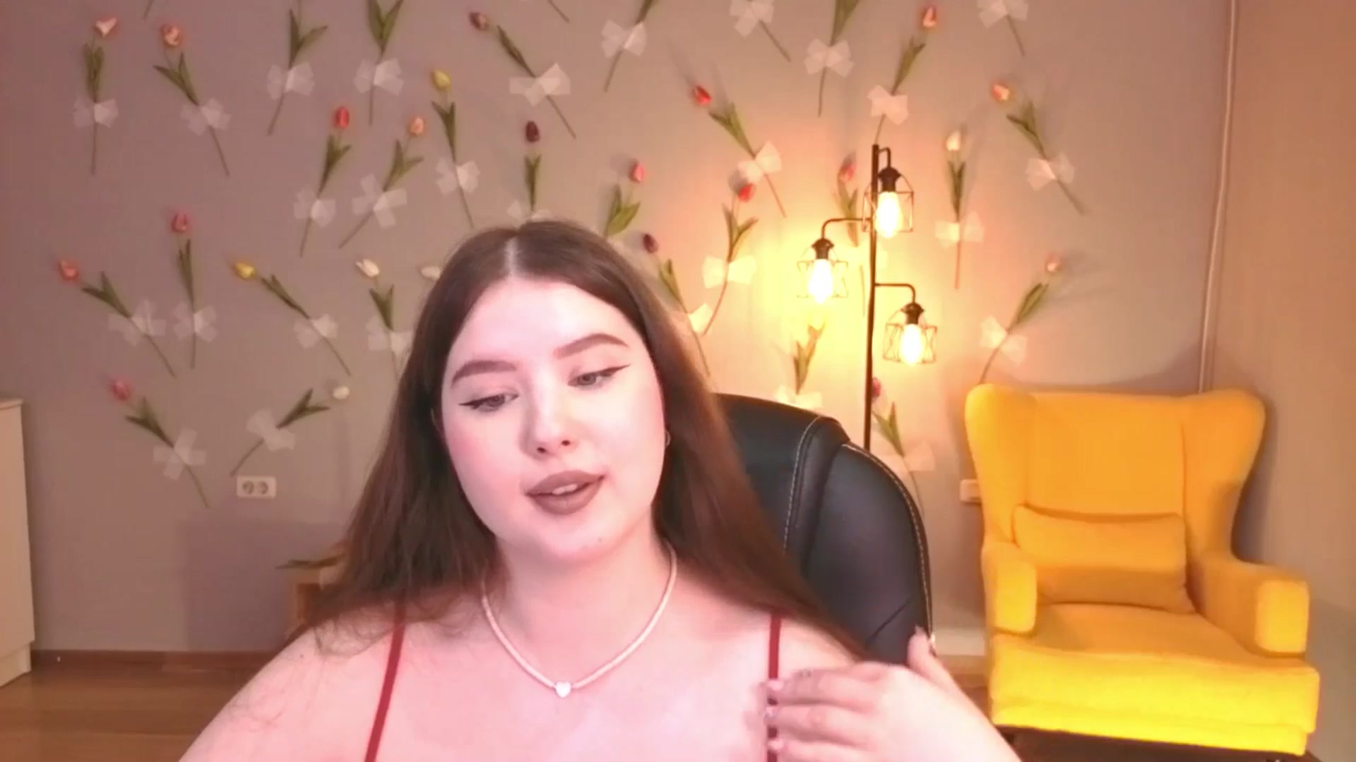 Gallery image thumbnail from EnigmaVeil's myfreecams stream on, 05/06/2026, 08:57 image 19 of 20