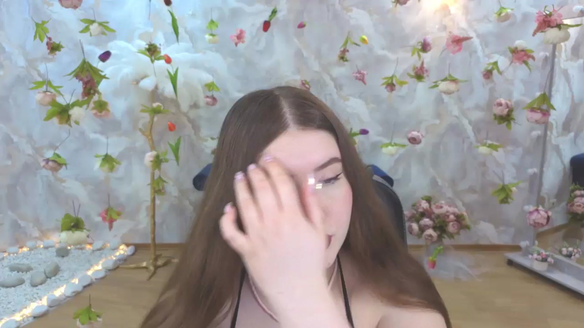 Gallery image thumbnail from EnigmaVeil's myfreecams stream on, 05/07/2026, 04:35 image 1 of 20