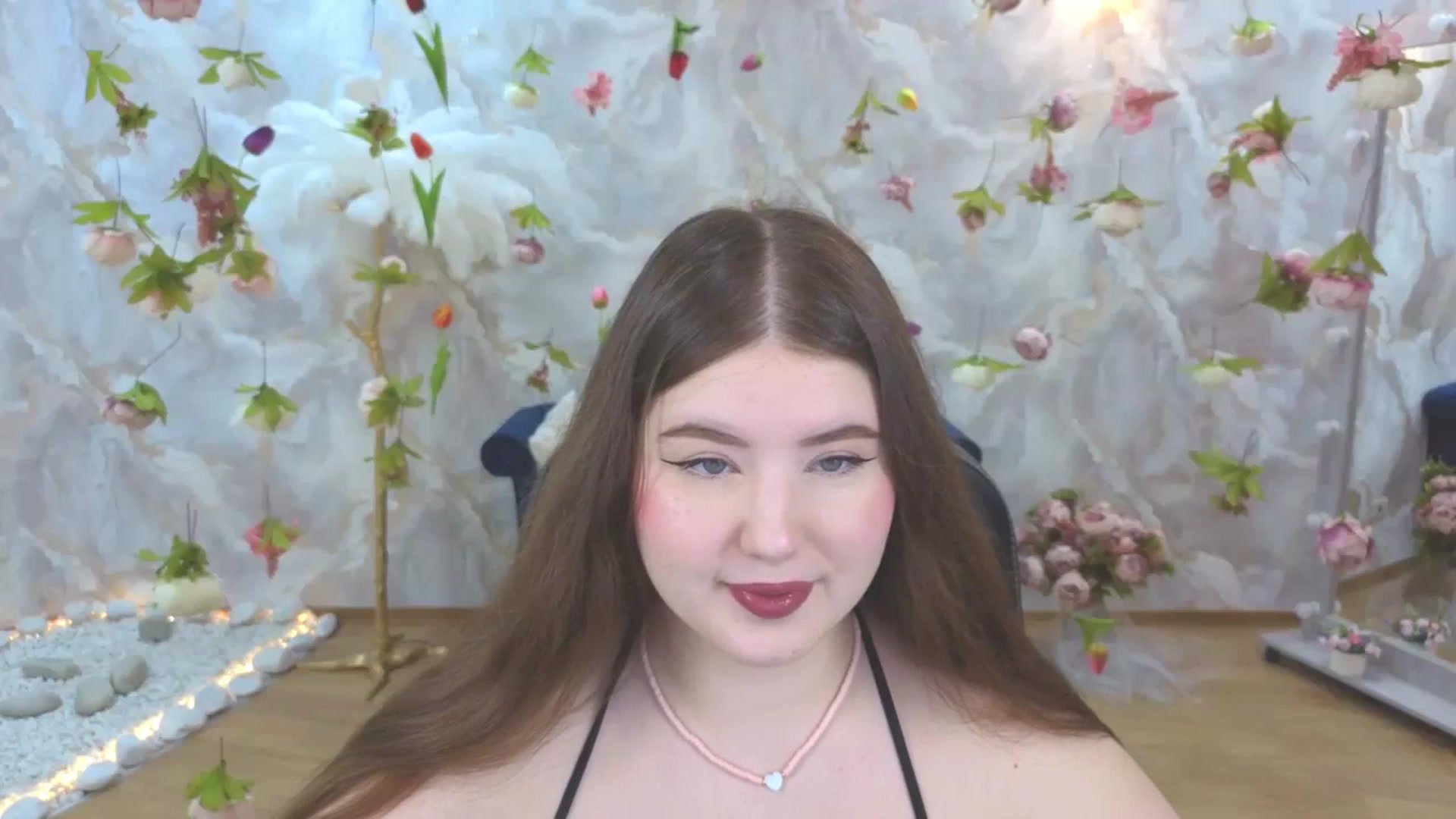 Gallery image thumbnail from EnigmaVeil's myfreecams stream on, 05/07/2026, 04:35 image 2 of 20