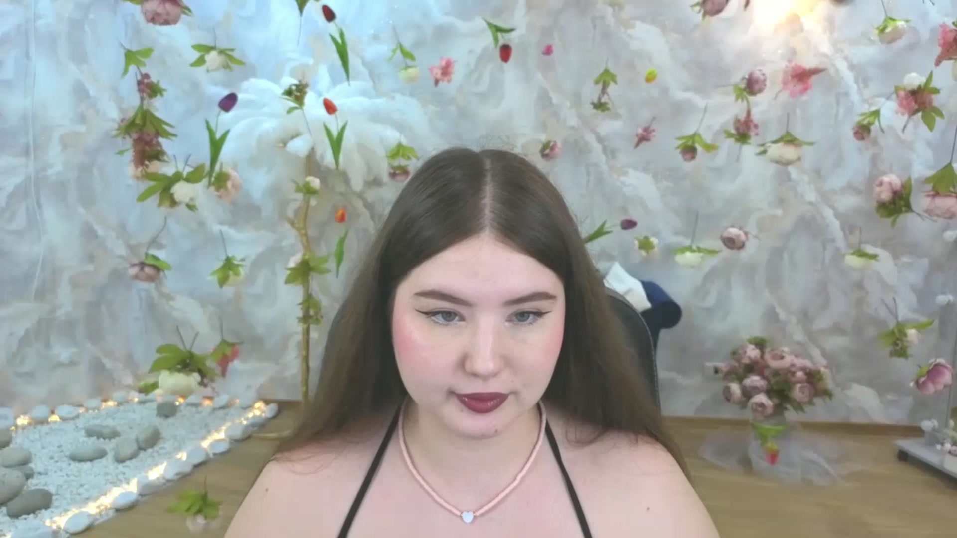 Gallery image thumbnail from EnigmaVeil's myfreecams stream on, 05/07/2026, 08:33 image 1 of 20